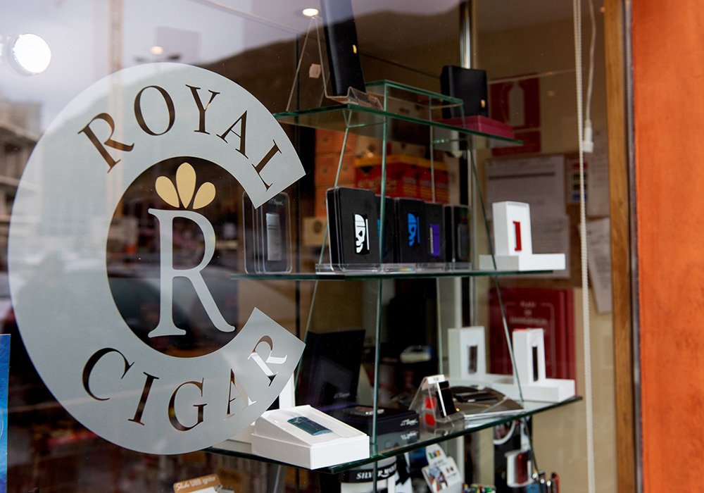 ROYAL CIGAR PAS-019.jpg