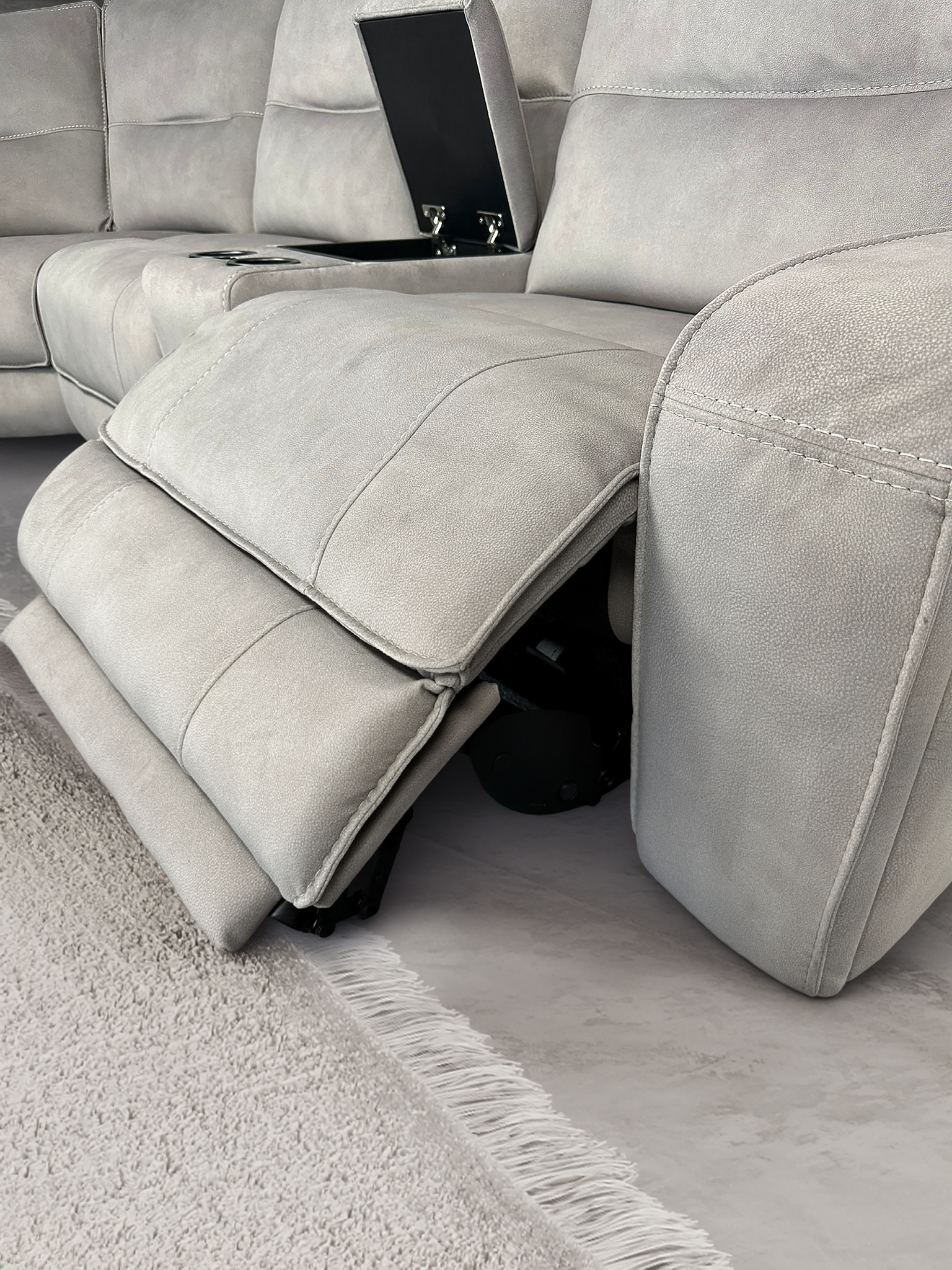 (70318) Excalibur - Corner 3.png