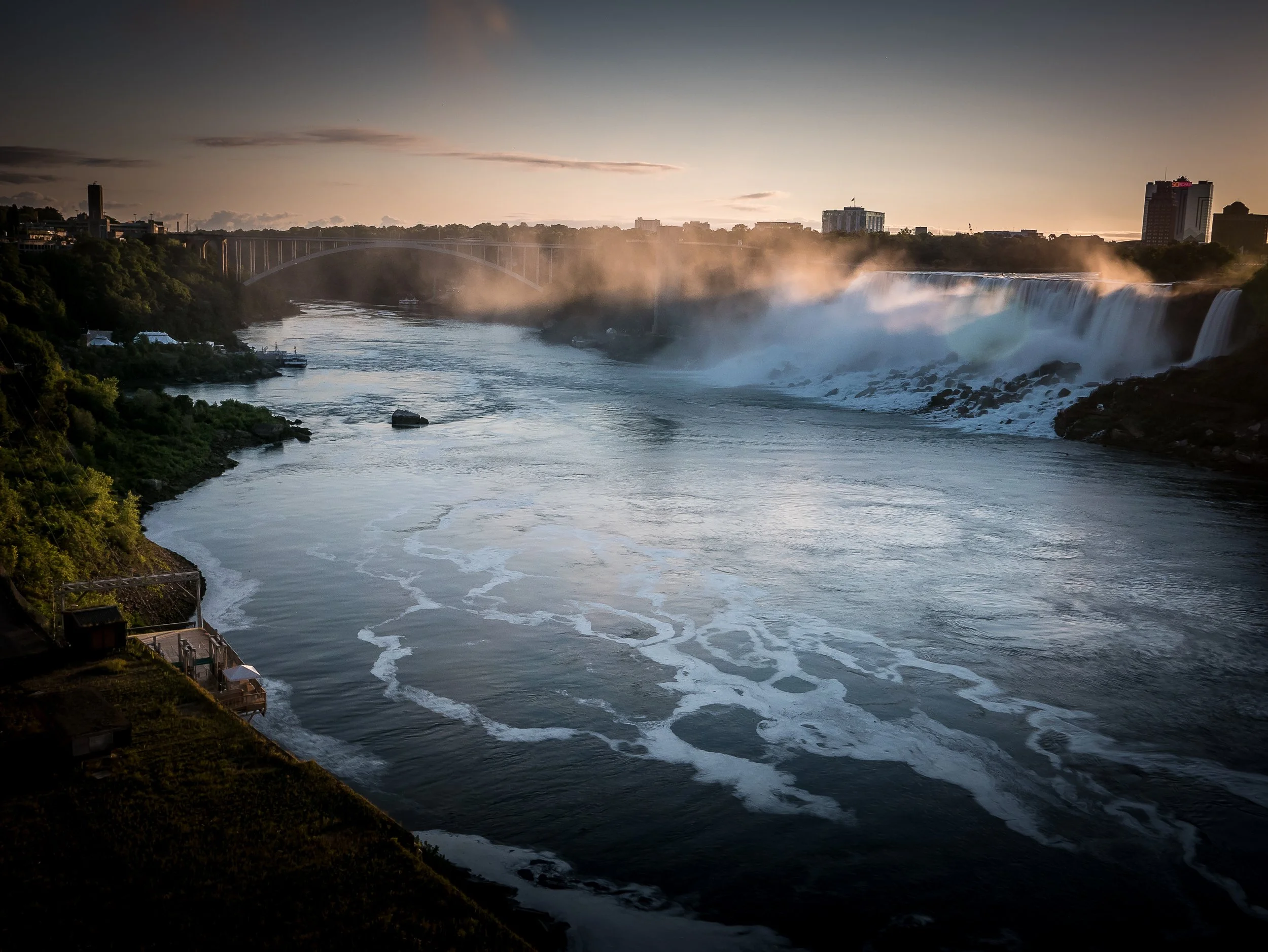 Niagara Sunrise.jpg