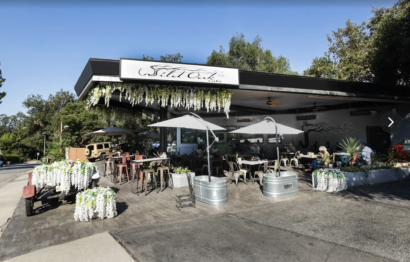 LA Pop Up Book View / Buy
