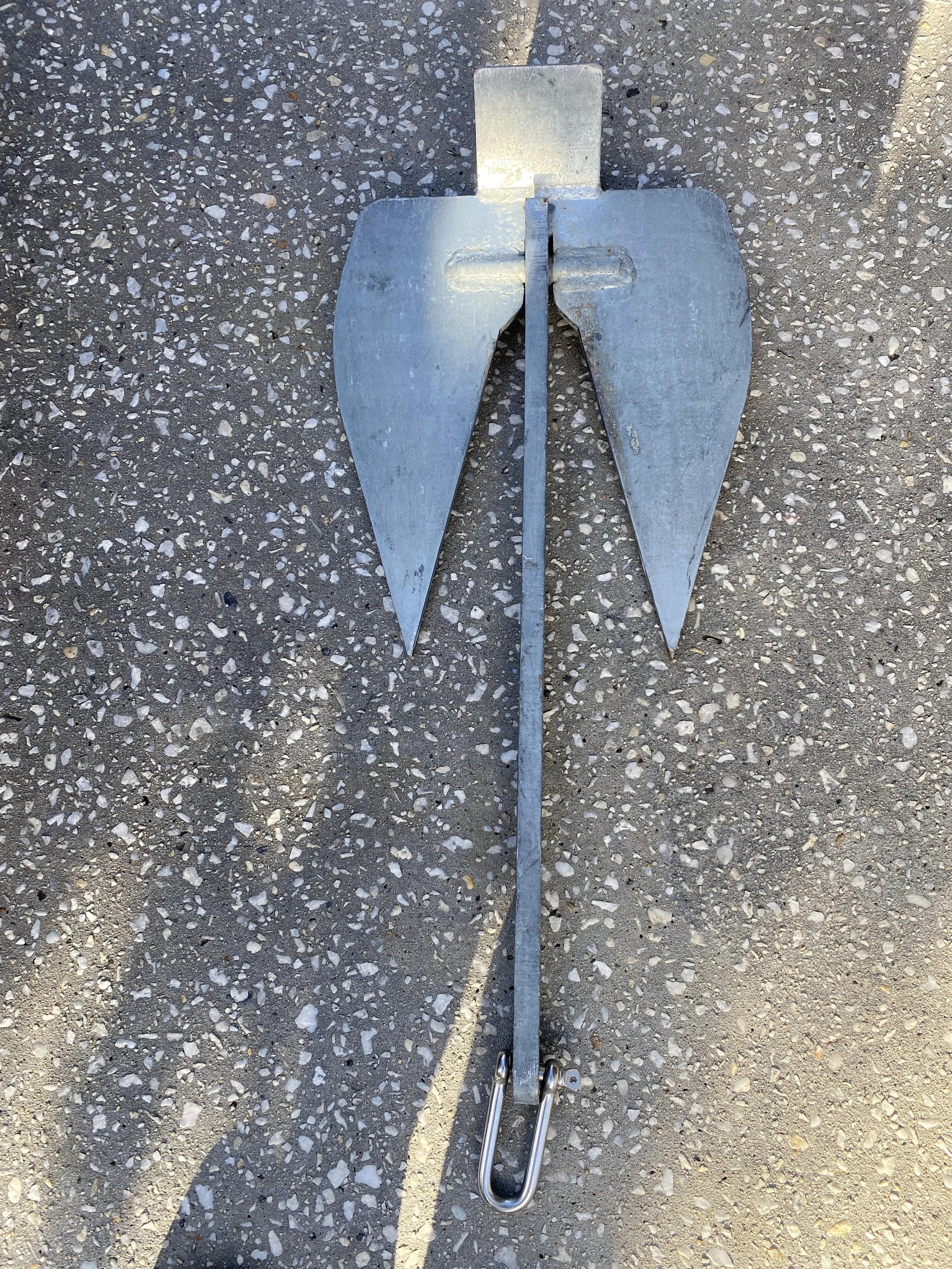 Tecmar Fox 16kg Galvanised Anchor – Reliable Holding Power for Boats up to 13m