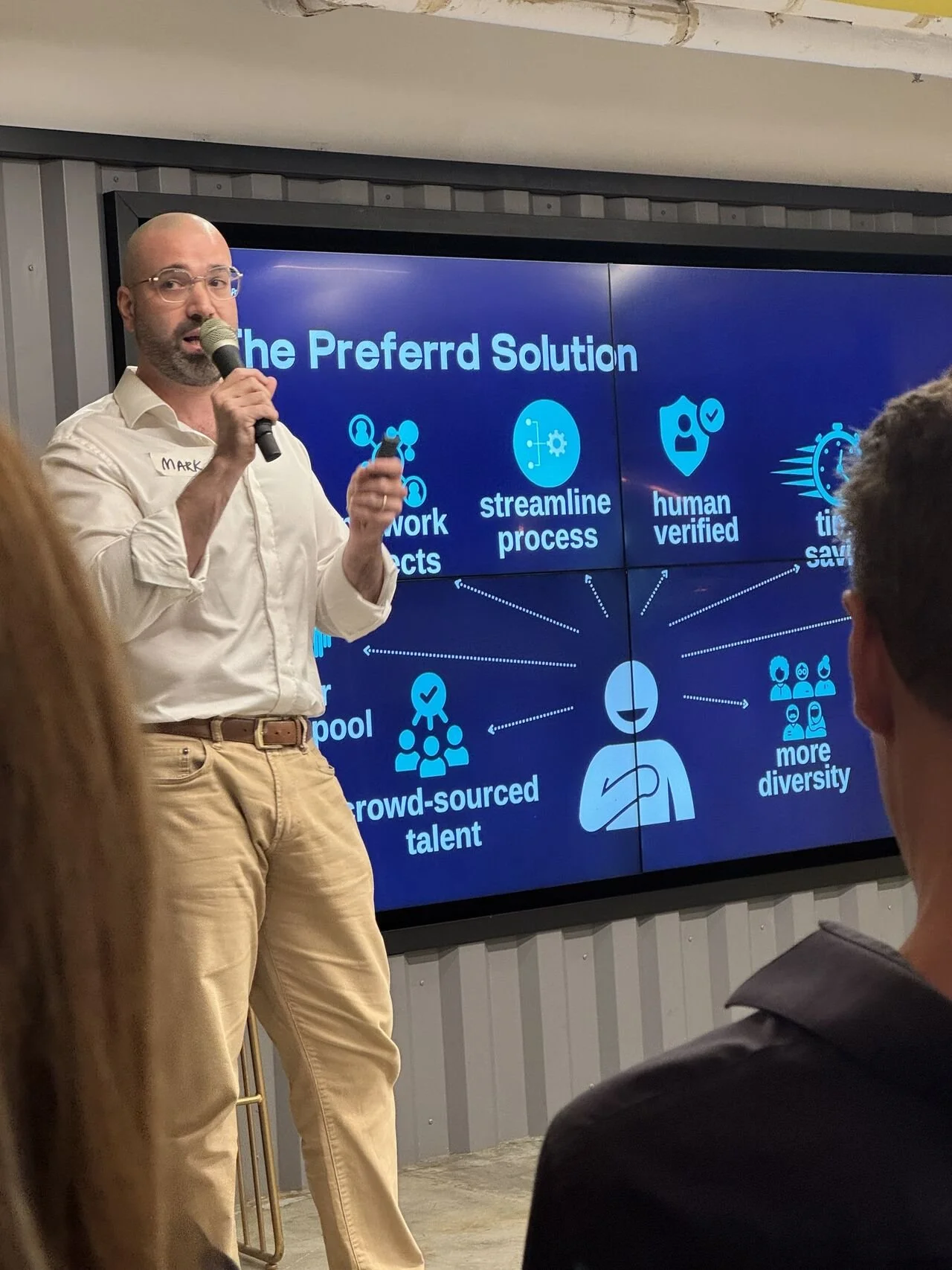 Angelflow x 8 Circle x OSOME Pitch & Pour Networking Night was proof of why Hong Kong’s startup community remains one of the most resilient and forward-looking in Asia. 