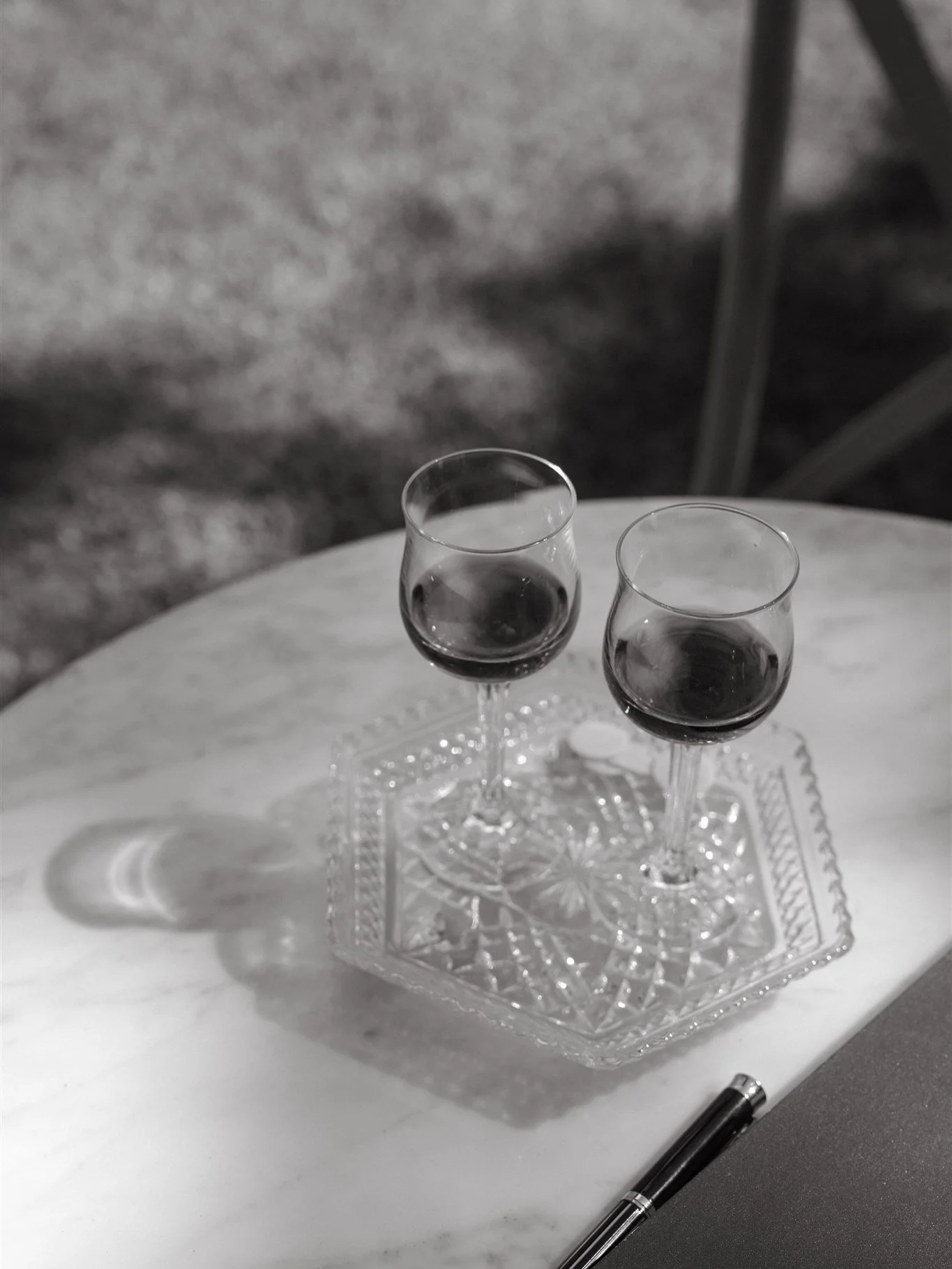 Beautiful moments like this&hellip;

Bride &amp; Groom @sharonpearson__  @carterpearson_ 
Venue @botanica_plantationhouse 
Photographer @renue.studio 
Florist @jacintaroseflorals 
Make up @makeupbymadi_ 
Hair Stylist @blowlaundry 
Content Creator @st