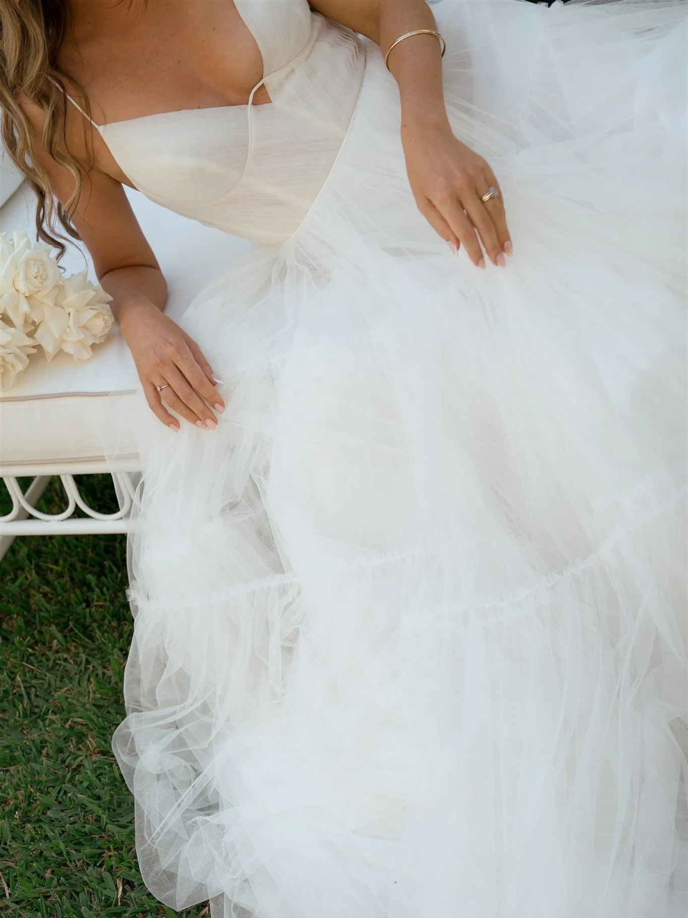 A dreamy afternoon&hellip;

THE TEAM 
Venue @braesideestategc 
Stylist &amp; florist @ivybleu.com.au 
Dress @theartofbridalau 
Make up &amp; hair @amandahigl_hairandmakeup 
Signage &amp; stationary @signedwithlove.com.au 
Cake @thecakethatateparis 
S