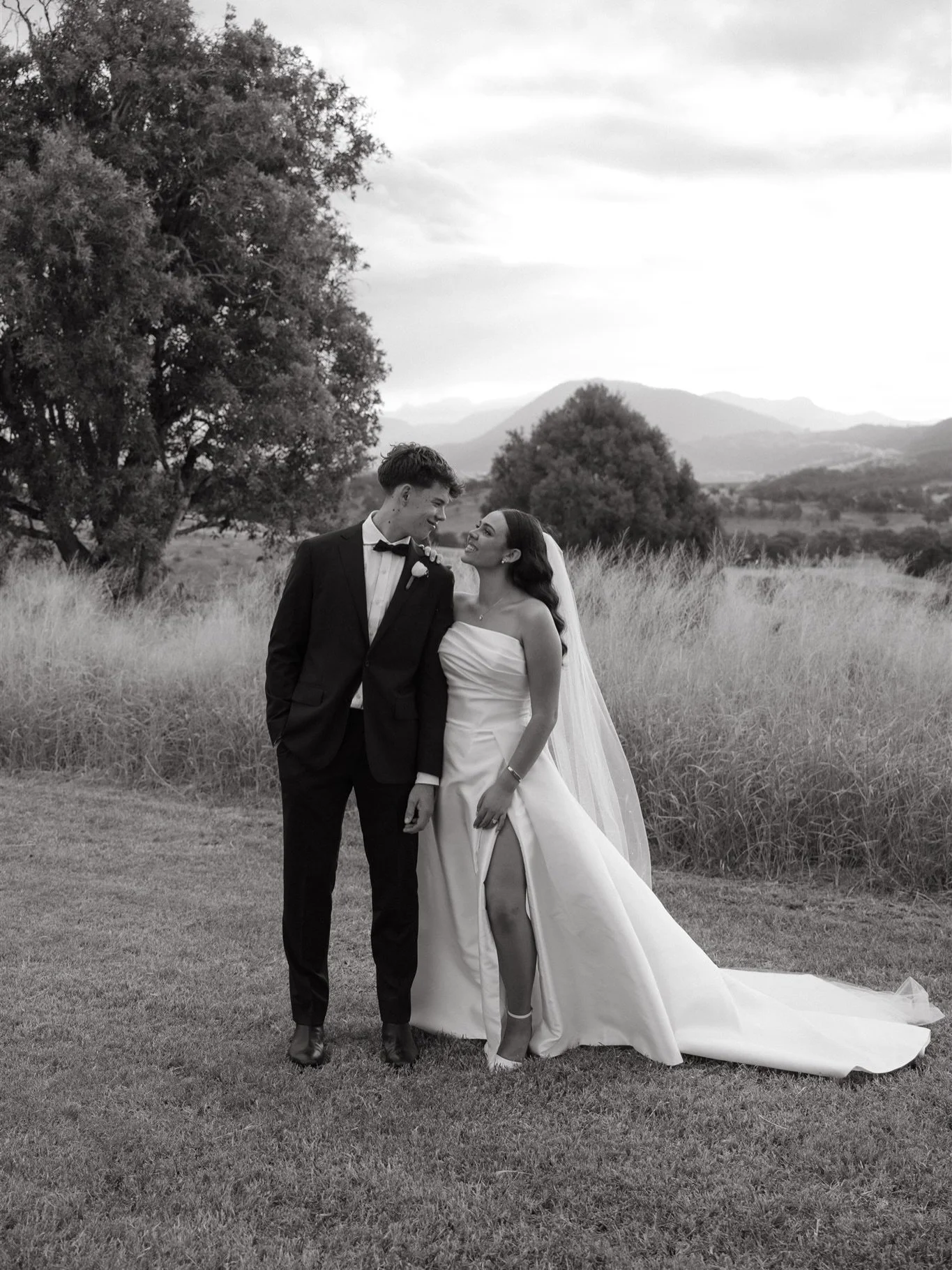 Jodi &amp; Frank

Venue @maroonhillestate 
Photographer @renue.studio 
Venue Co Ordinator @the.white.stag 
Content @therawsocials 
Dress @luvbridal 
Hair Stylist @beautybybeloved 
Make Up @makeupbymadi_ 
Florals @jacintaroseflorals 
Catering @theital