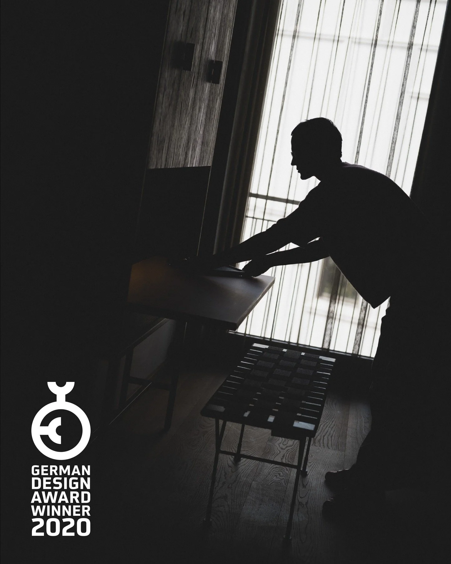 Wenn neu, dann ausgezeichnet. 🔥

In der @besitzbar h&auml;lt Inke nicht nur die Kreislaufwirtschaft und Nachhaltigkeit hoch; Sie hat auch schon ihr eigenes Mobiliar entworfen und daf&uuml;r prompt einen German Design Award gewonnen. Ein M&ouml;belst