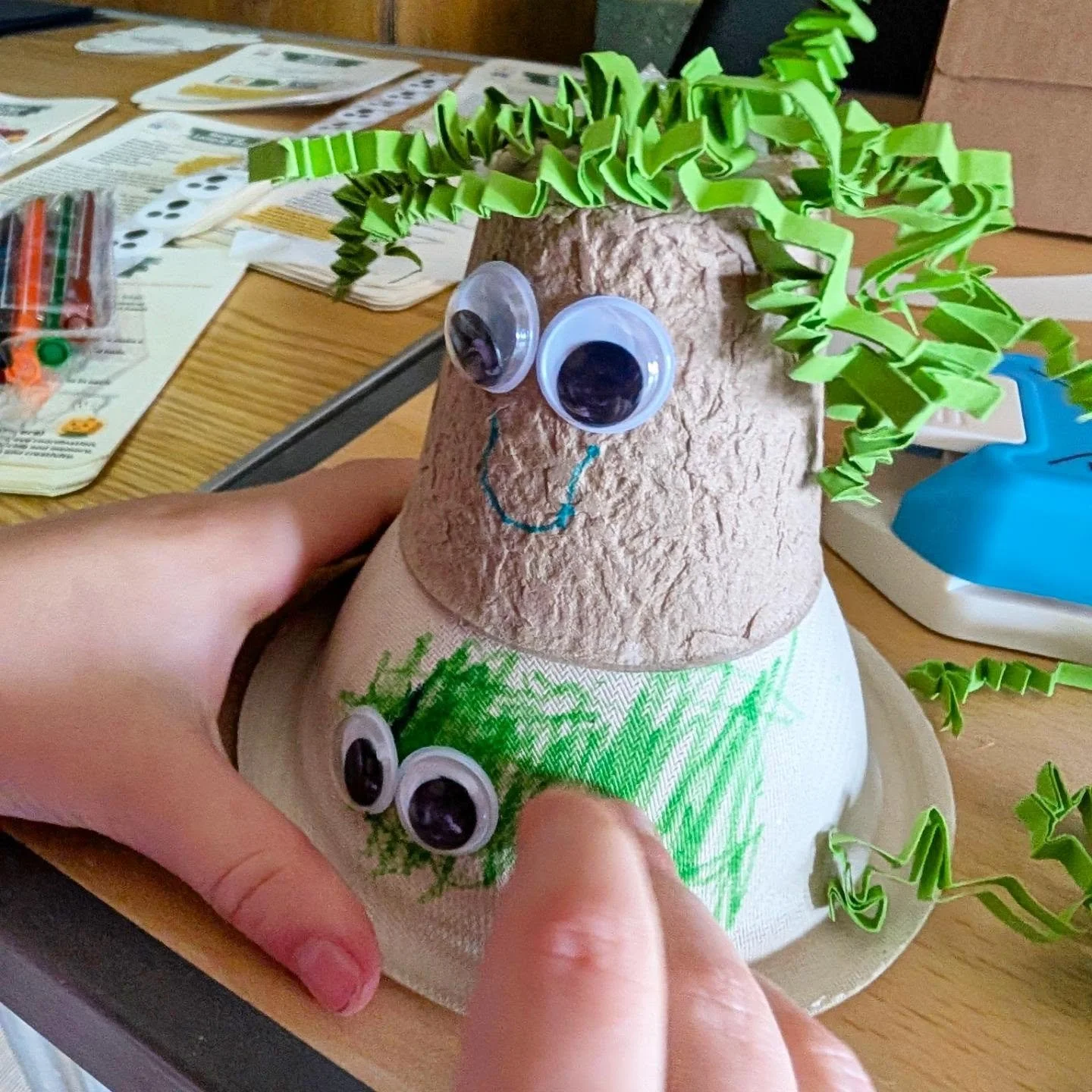 There’s something so inspiring about watching a 4-year-old’s imagination at work. Piper picked up the bits and pieces around the workshop, and turned them into something completely her own. Children see endless possibilities in the simple