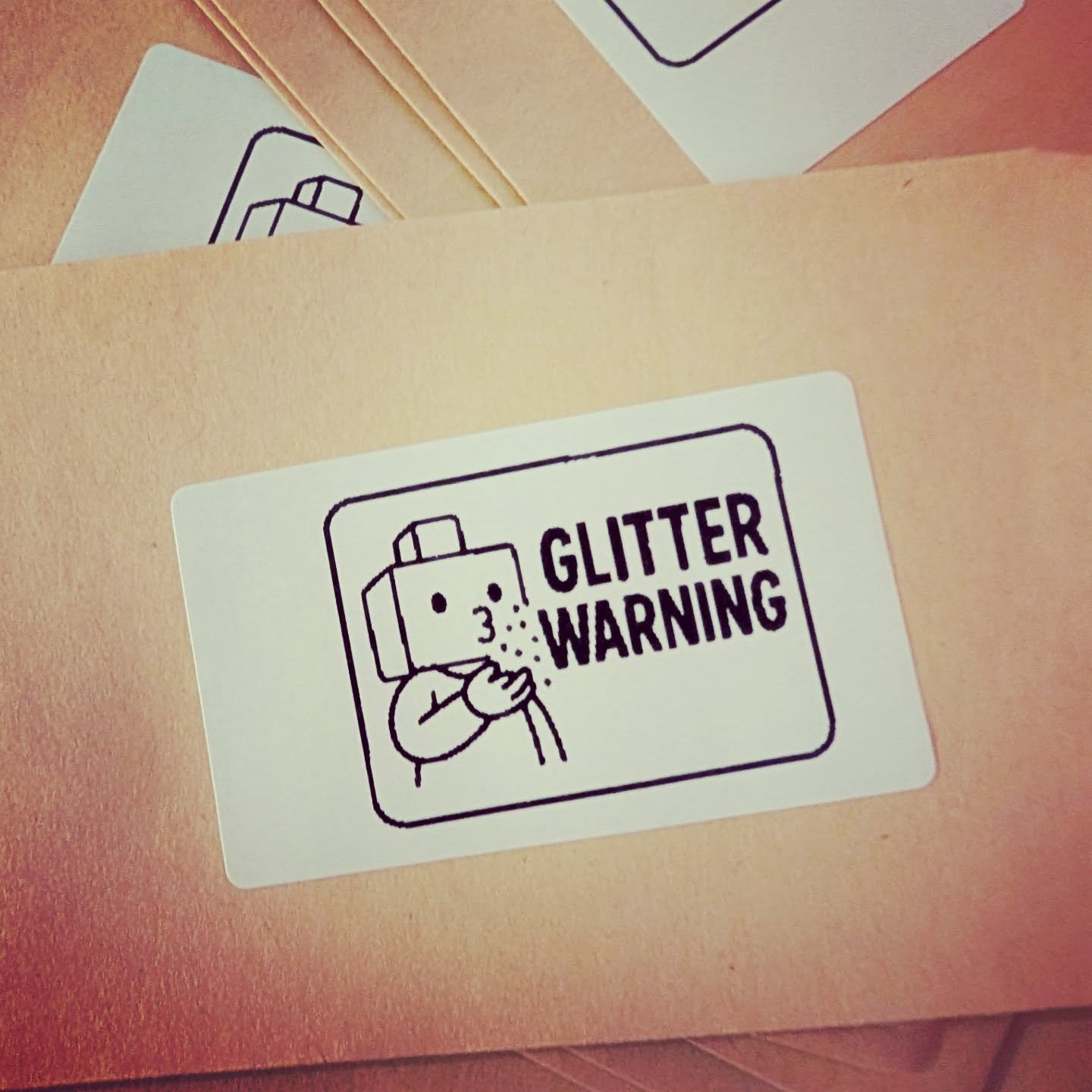 A sparkly update from The Busy Box!

We&rsquo;ve always been a bit wary of glitter&hellip; parents everywhere know exactly why. But for one of December&rsquo;s activities, a tiny sprinkle of magic felt too good to miss.

So we&rsquo;ve chosen to use 