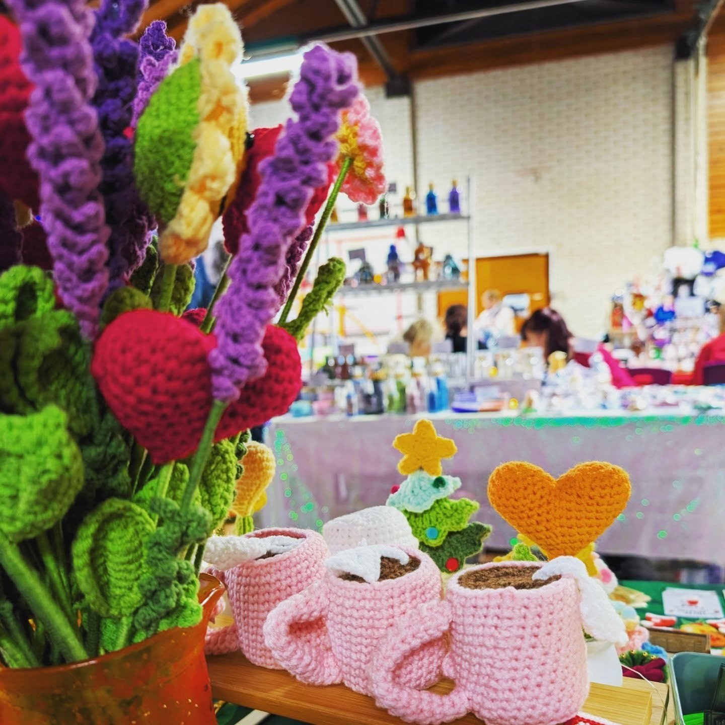 🎄✨ Yesterday&rsquo;s Christmas Fair at Lightwater Village School was such a lovely afternoon. A huge thank you to the PTA for having us and to every family who stopped by our stall for a chat, a browse, or to pick up Busy Box merch.

We met so many 