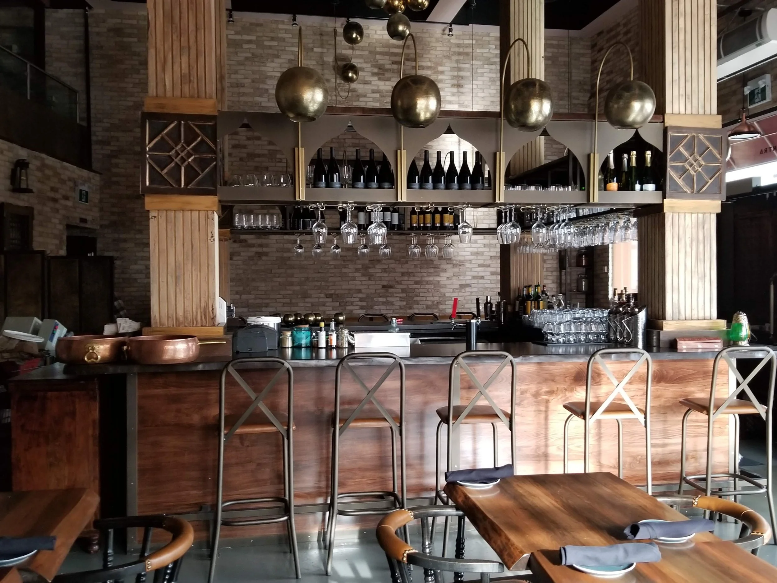 Design-Build vs. Traditional Construction: What’s Better for Your Commercial Project in Ontario?