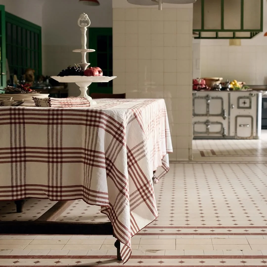 The Canvas Mimi Country by @maisondevacances 
Because we believe that traditions and simple things are always necessary in the kitchen&hellip;
Mystic Picture @oliver.fritze
Mystic Location @villamagnan