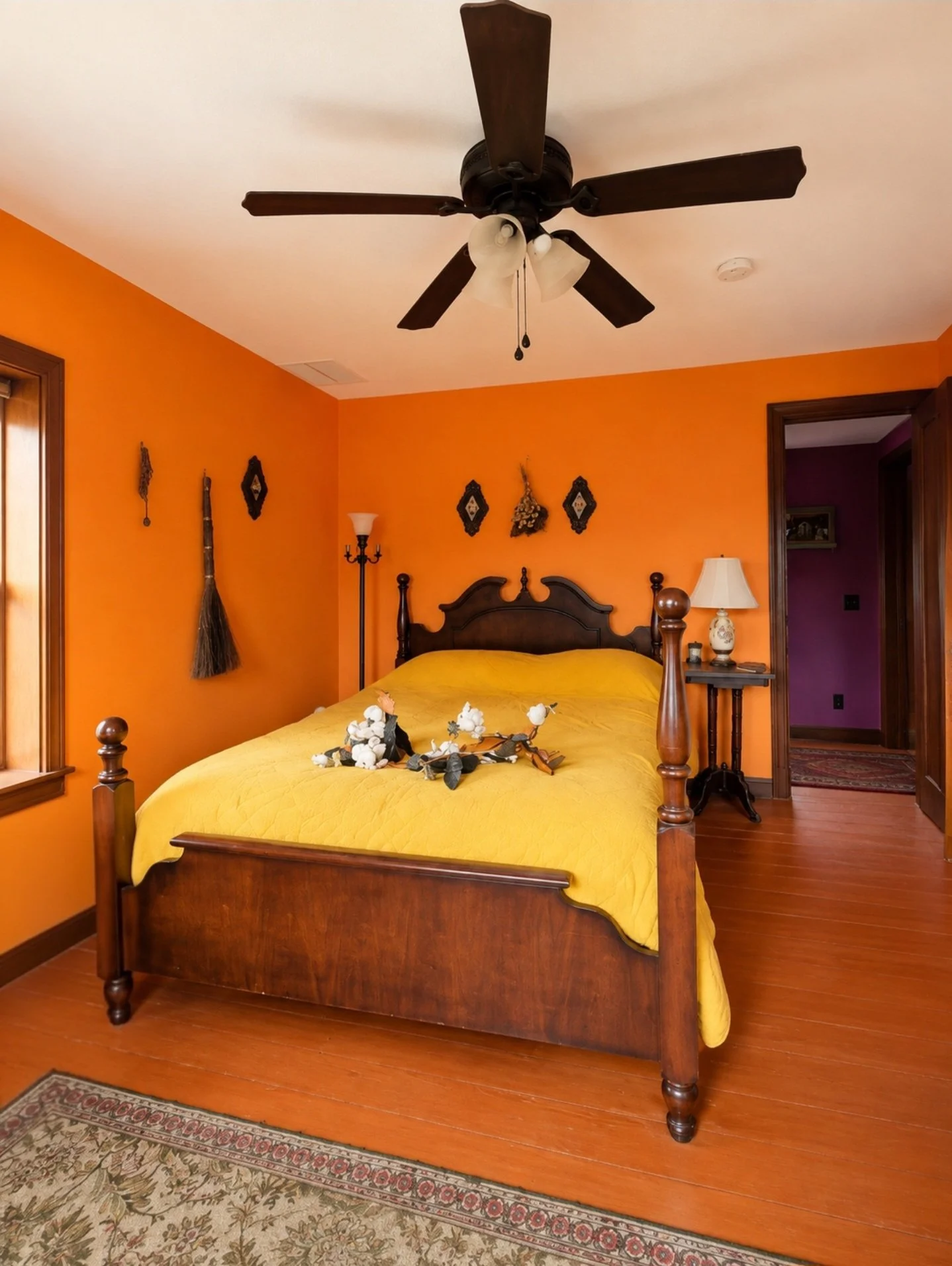 Private or Shared Bedroom King Bed or 2 Twins