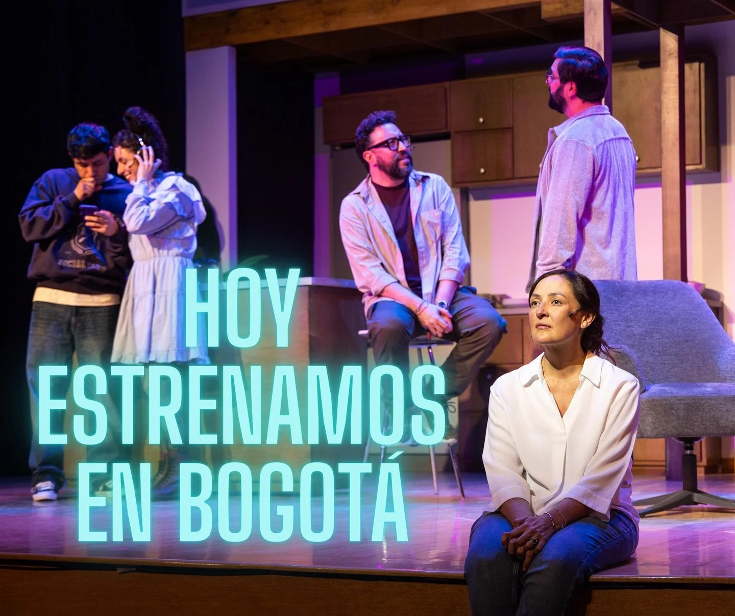 &iexcl;Nos quedan tres funciones! 😱
No te quedes sin ver Casi Normales 🏠💟

🎟️ Boletas en @tuboleta