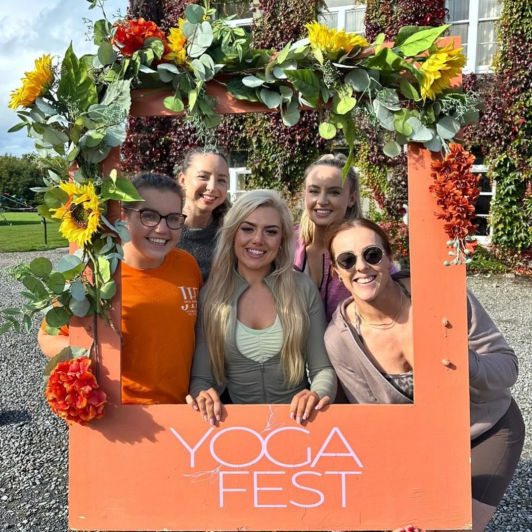 So lovely to hang out with these boss bitches 🤩
Lovely to meet faces I only know from online or have met through work 🥰
@juliehigginsfitnessandpilates
@soulea.ie
@malbaymindfulness
@avelenedaltonlifecoaching
@yogafestireland
#friends #yog