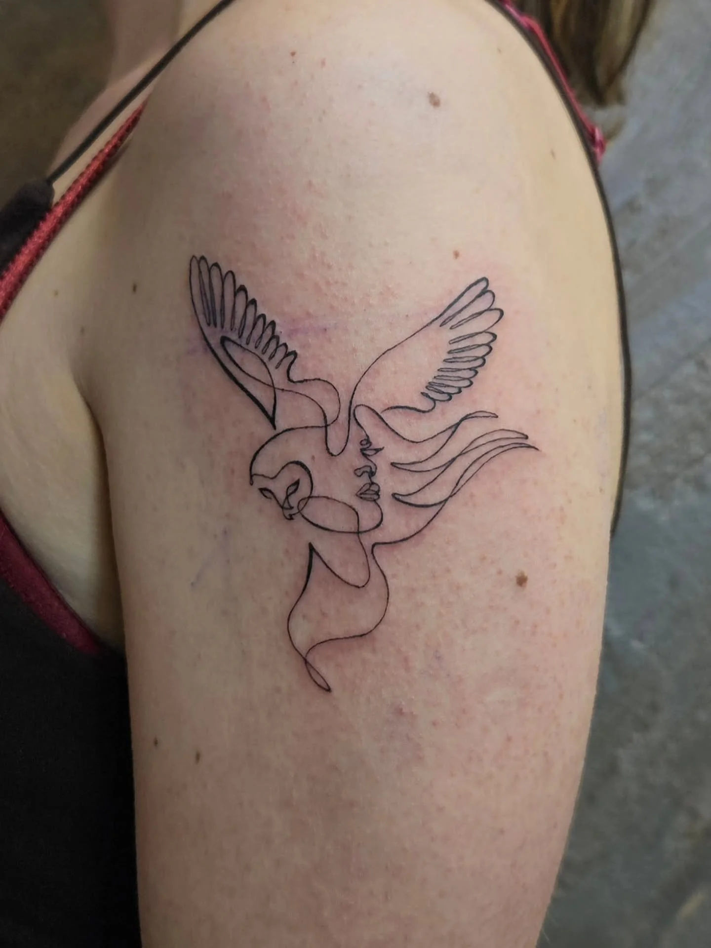 Owl Tattoos for Raquel &amp; Kristina🦉

#inkedup#tattoolove#owltattoo#finelinetattoo#blackworktattoo#inkedgirls#inkaddict#tattoo#tattooaddict#tattooz&uuml;rich#tattooed#ink#inkedgirls