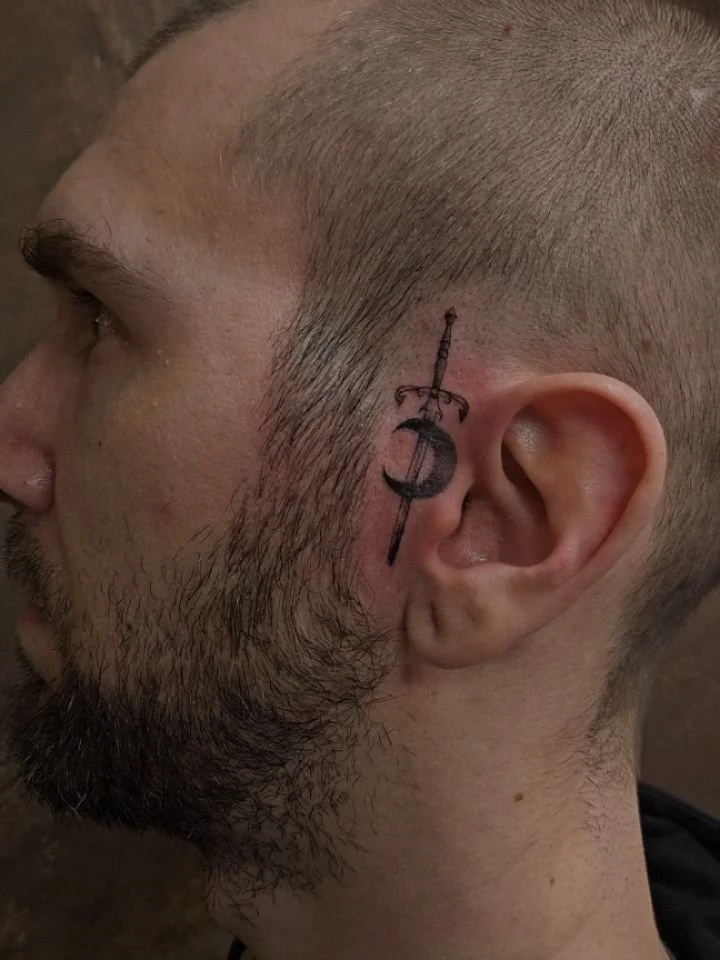 Fresh and heald tattoos for Ivan⚔️🕷
(Old moon not done by me)

Thank you as always for your trust🔥