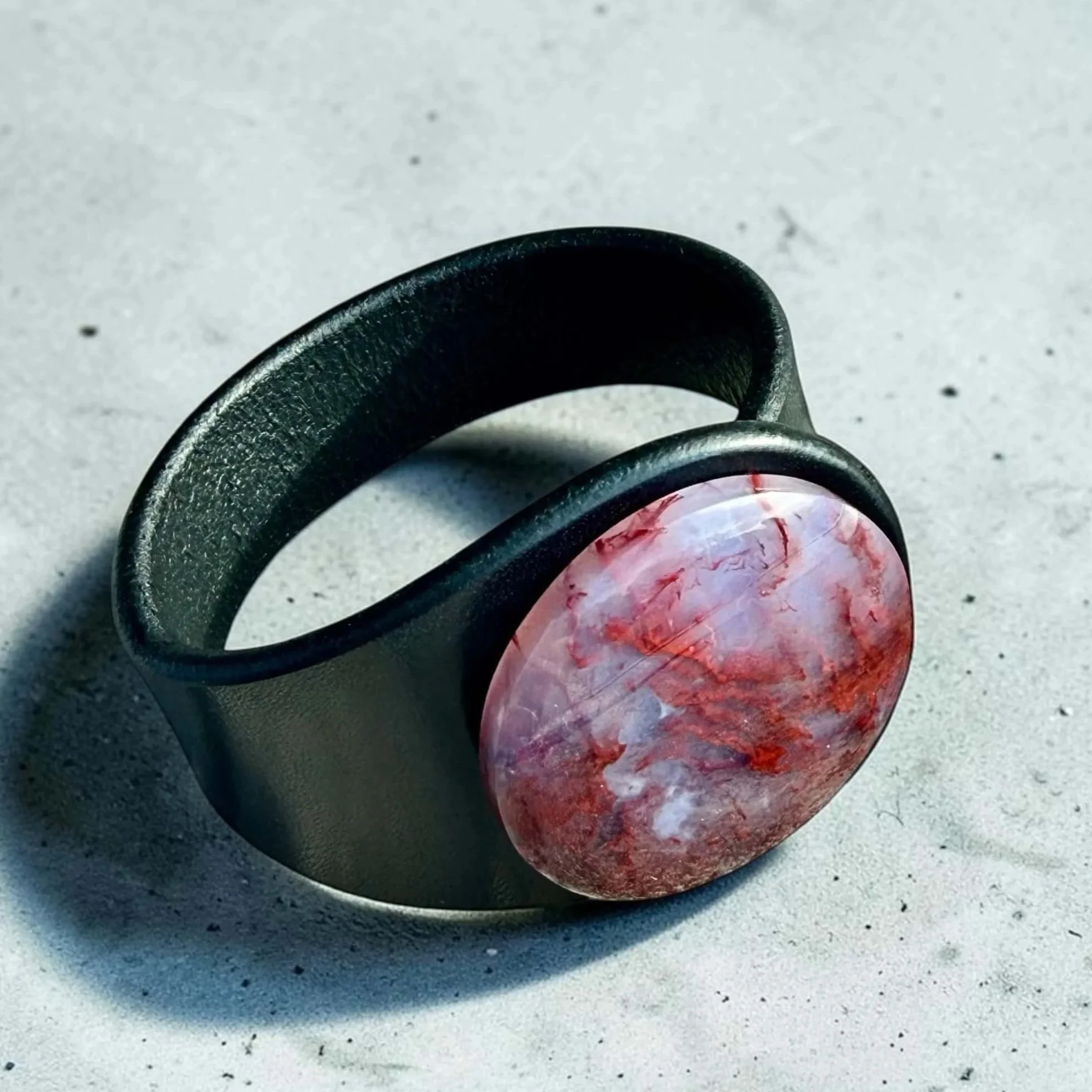 red-moss-agate-leather-bracelet-side-freak-like-me.jpg