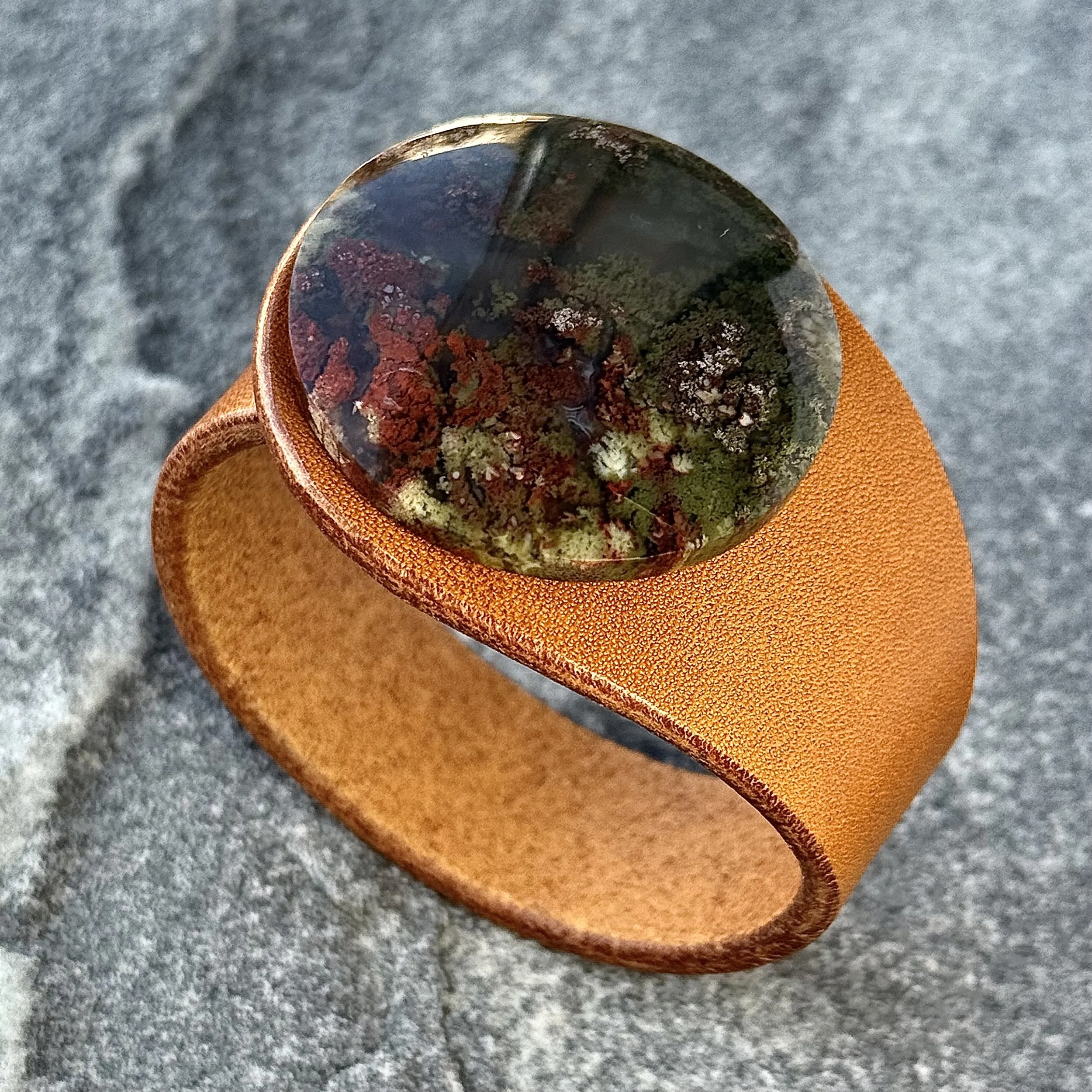 Natural Scenic Moss Agate Leather Bracelet