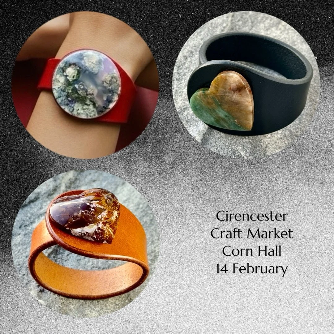 We will be at the Craft Market - Corn Hall @cirenmarkets tomorrow from 10am to 4.30pm. Lots of great talent here! Come and see our beautiful jewellery! 

#freaklikeme #jewelleryartist #bristolmade #handcrafteduk #cirencester