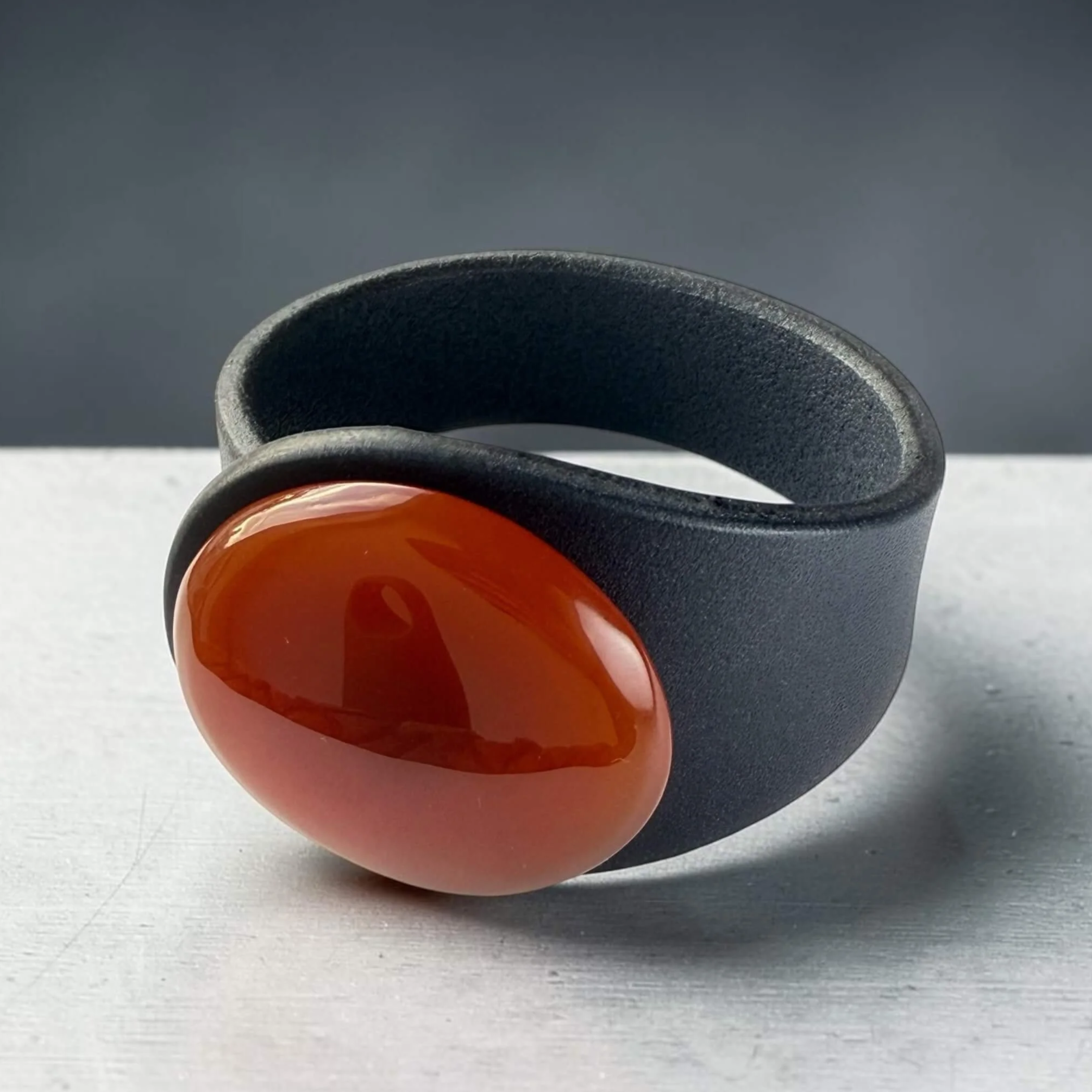 natural-carnelian-blue-leather-bracelet-side2.png