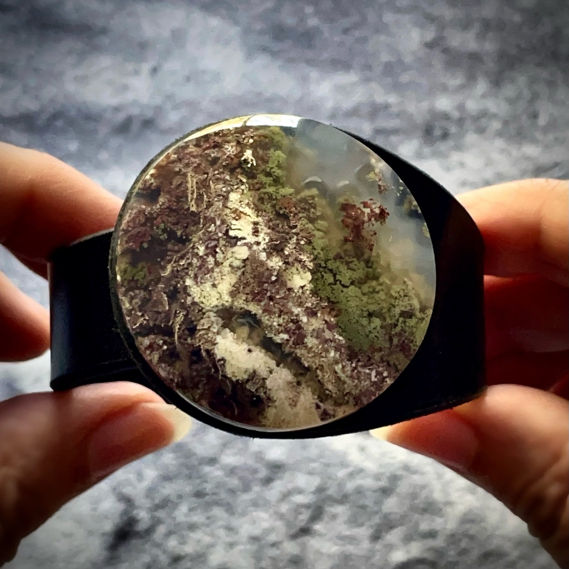 Scenic-moss-agate-black-leather-bracelet,,.jpg