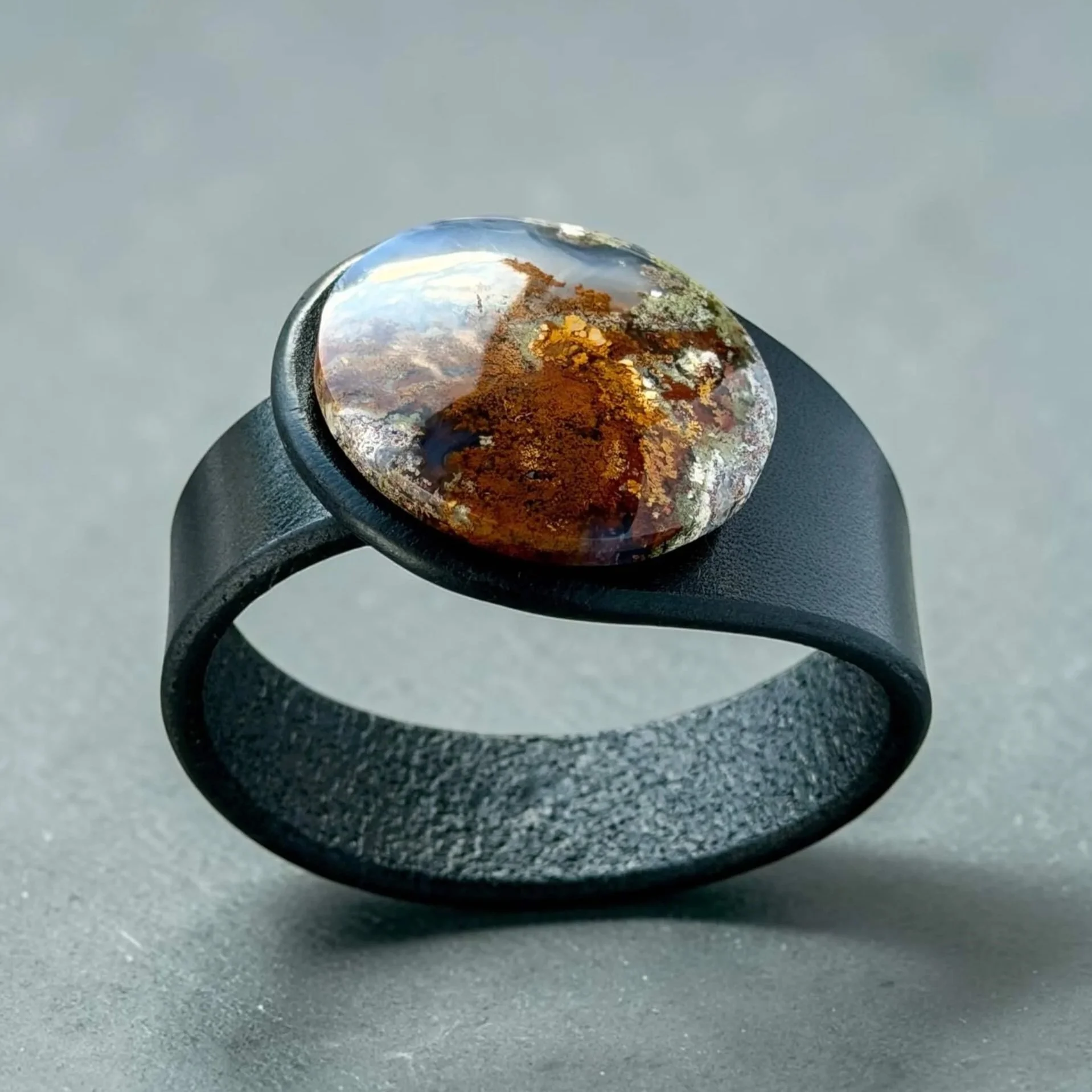 Scenic-moss-agate-black-leather-bracelet+%282%29.jpg