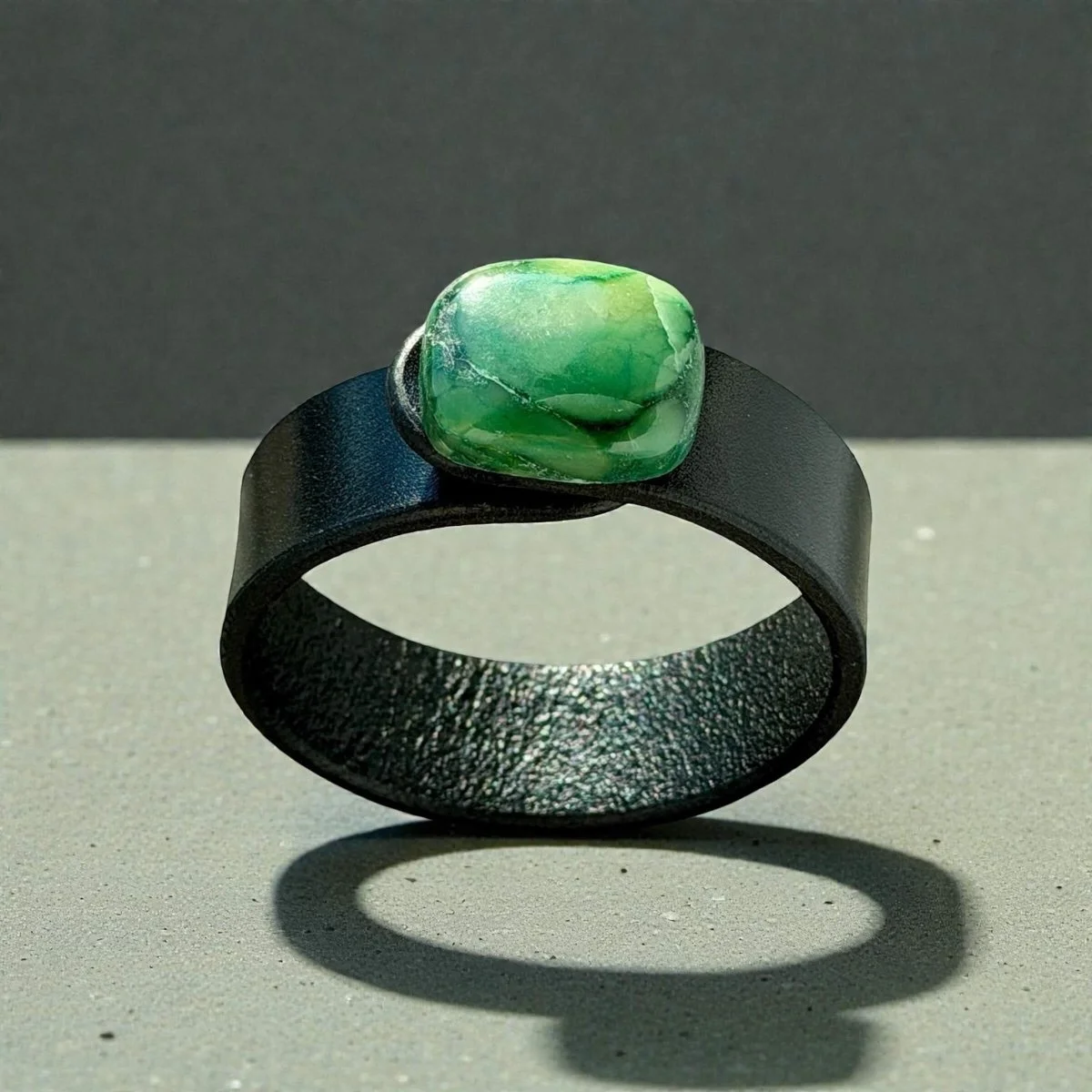 natural-paradise-jade-black-leather-bracelet--672327.jpg
