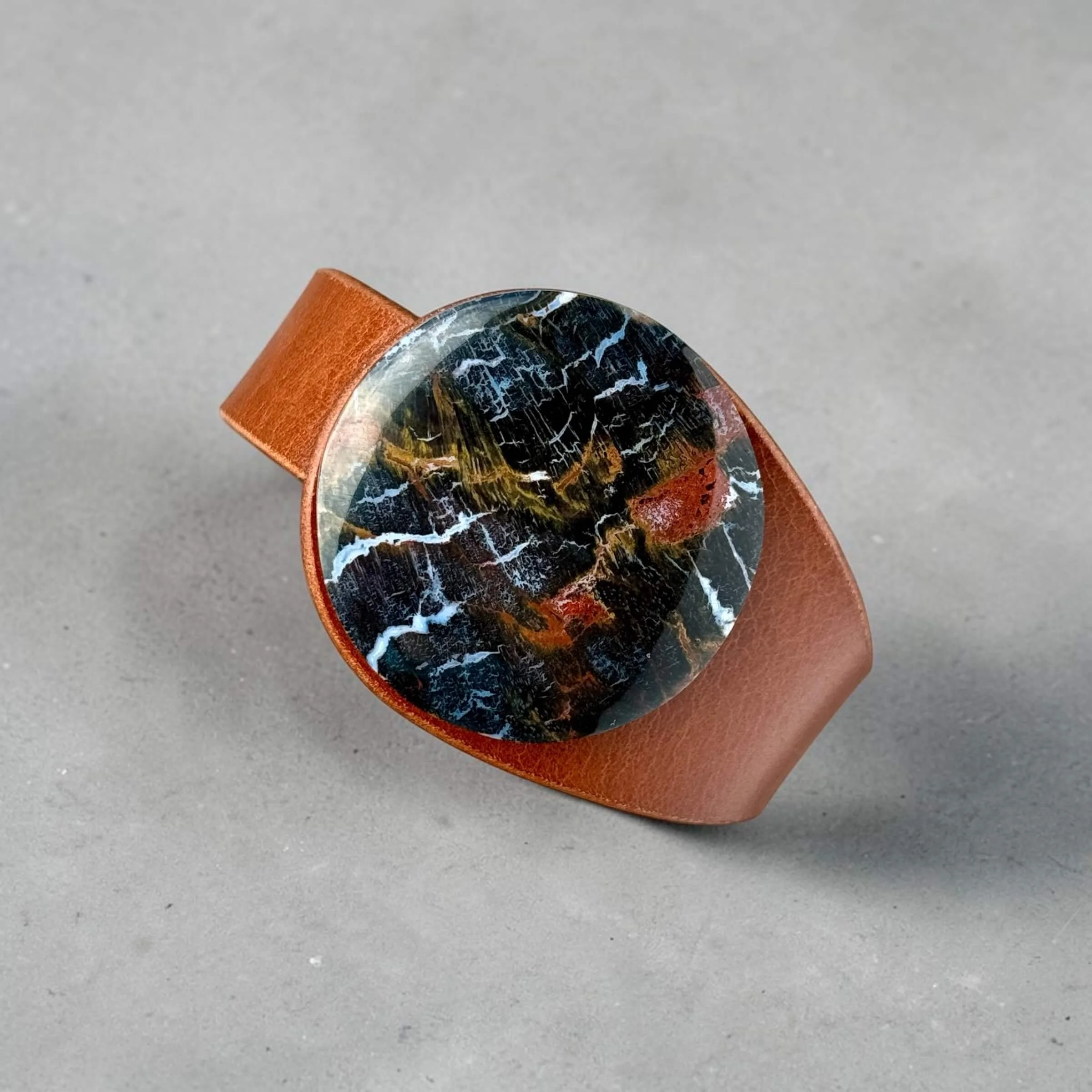 natural-petrified-palmwood-brown-leather-bracelet-from-above.JPG