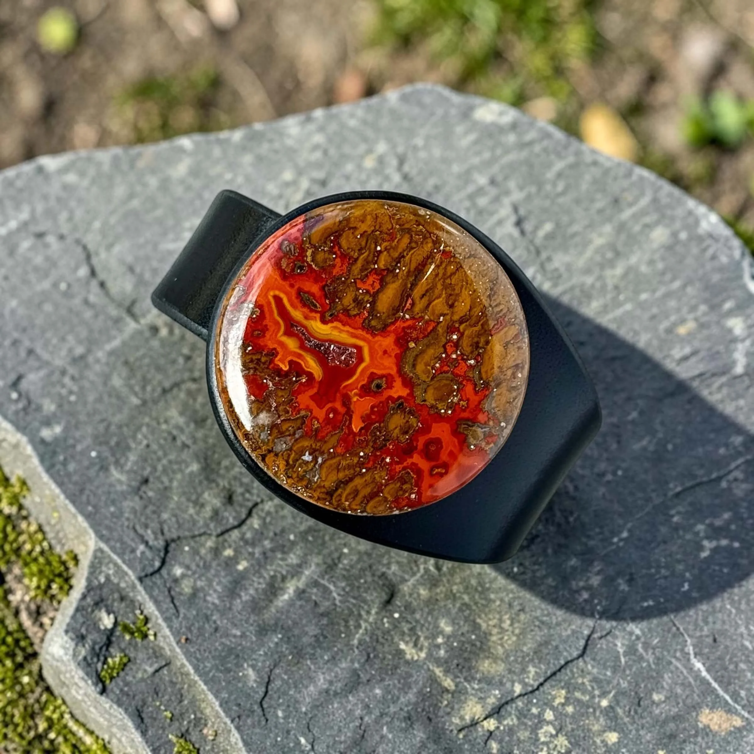 seam-agate-leather-bracelet-from-above.JPG