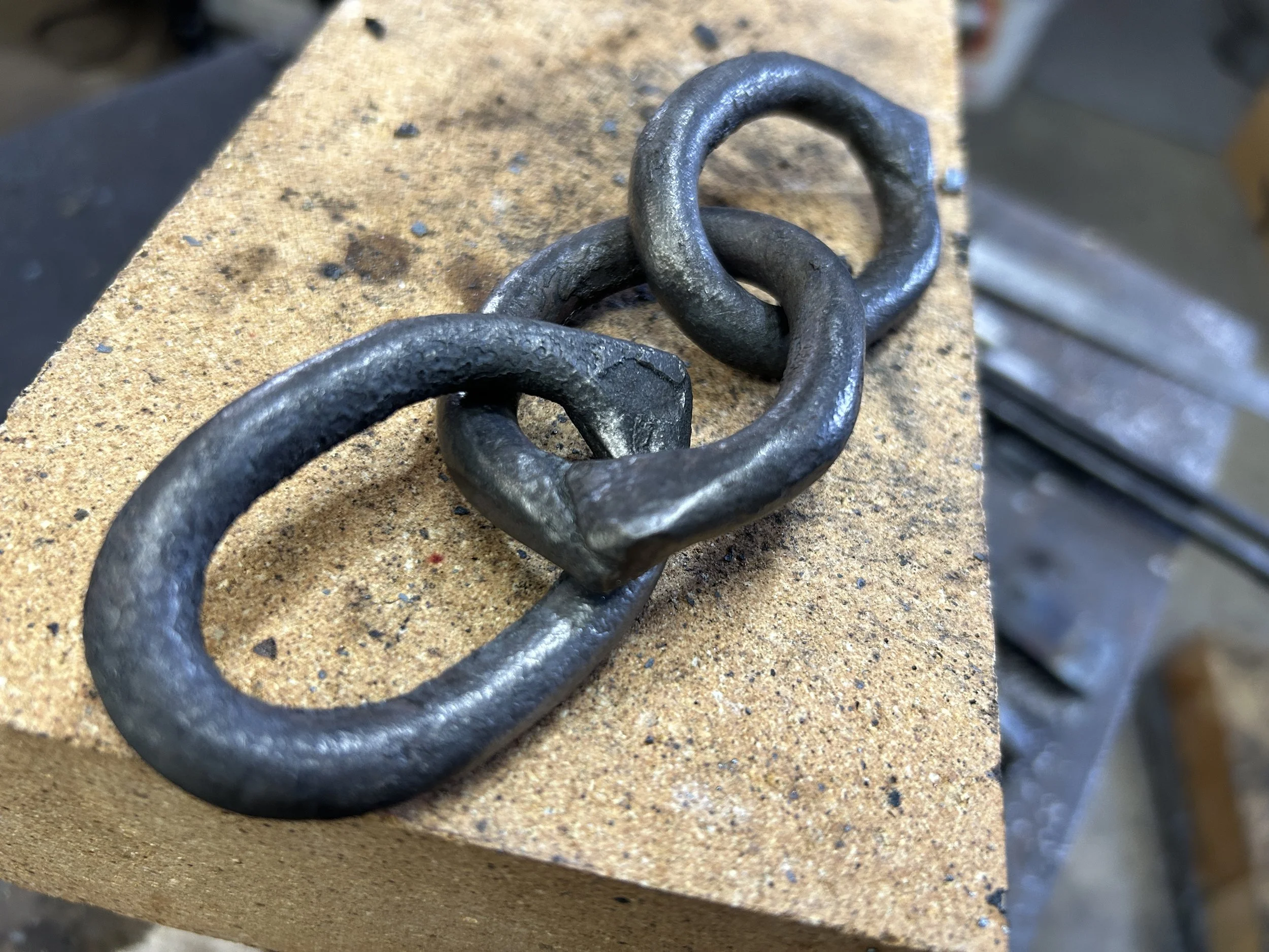 Chain from 3/8" round x6" long