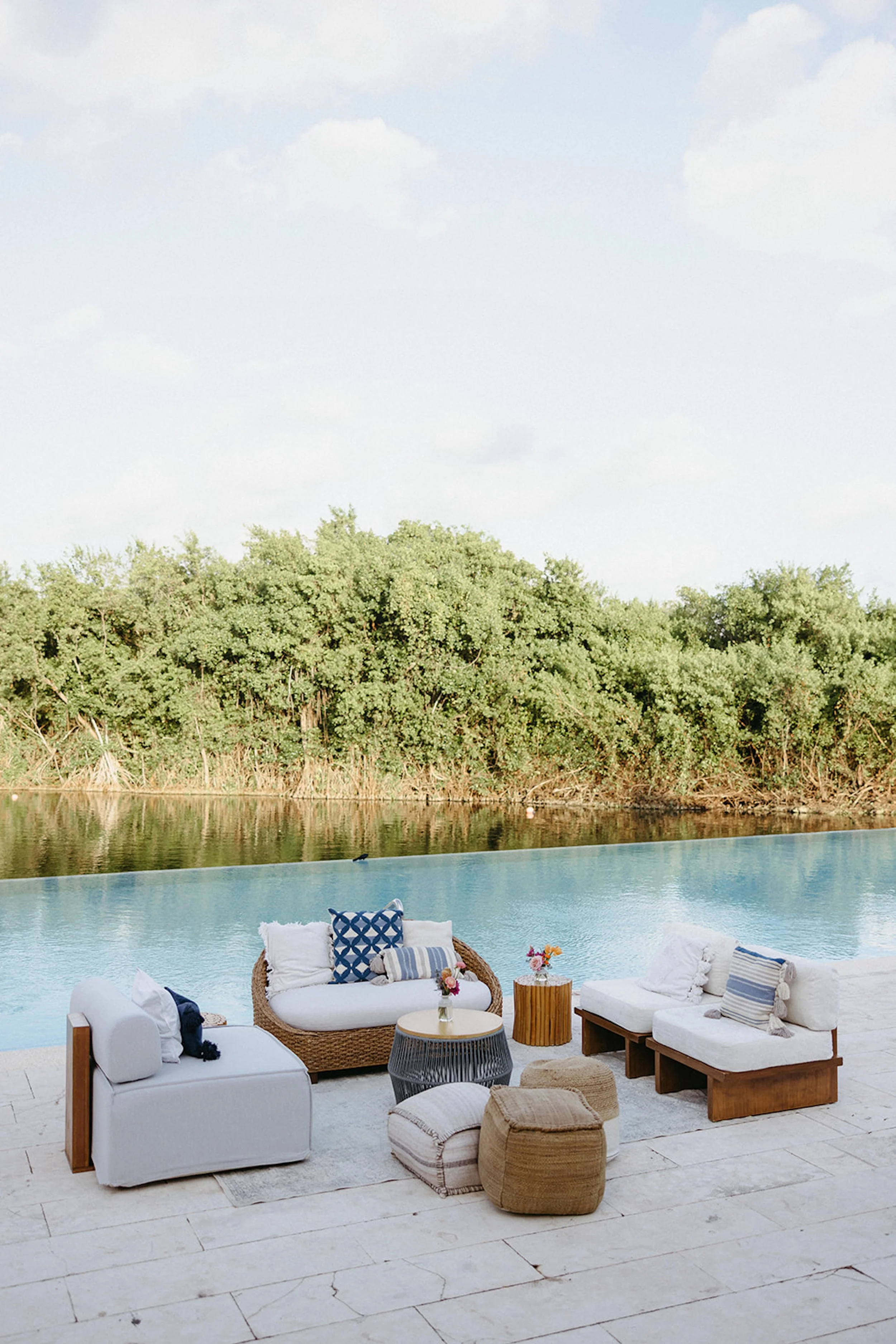 fairmont-mayakoba-jessica-justin-cocktail-hour5.jpg