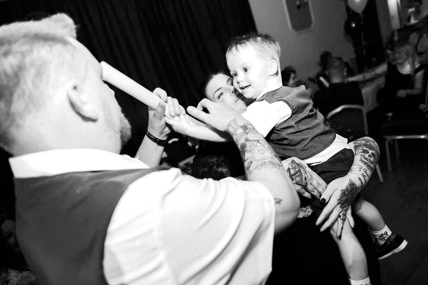 🧃Kids at Weddings: Bring the Chaos🧃

✌🏼Give me the flower girl eating cake off the floor. ✌🏼Give me the ring bearer starting a conga line. ✌🏼Give me the wild energy and unexpected giggles.

Weddings with kids? Absolute gold.

I&rsquo;ll capture 