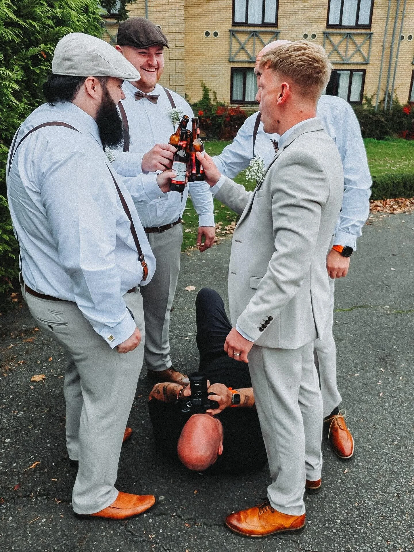 ✌🏻More Than A Photographer✌🏻

When you book me, you&rsquo;re not just booking someone to turn up with a camera.

You&rsquo;re booking a buttonhole-pinner, veil-fluffer, playlist DJ, hype man and bonus mate.

I&rsquo;m in your corner from day one, s