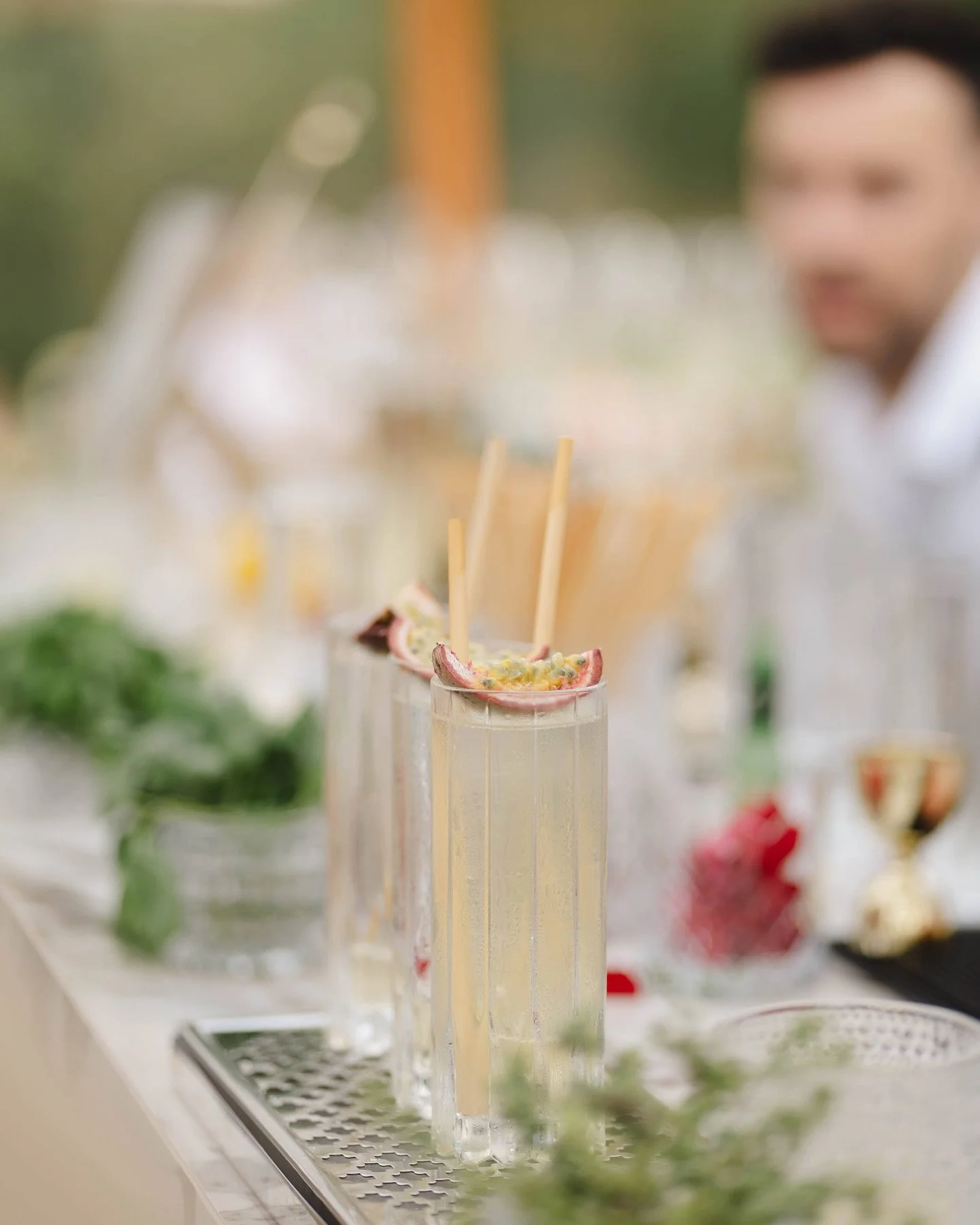 ☀️ La saison estivale est officiellement ouverte ☀️

L&rsquo;heure est venue de savourer l&rsquo;&eacute;t&eacute;&hellip; et surtout notre ros&eacute;.
Notre &eacute;quipe au Ch&acirc;teau est ravie de vous accueillir pour vous faire d&eacute;couvri