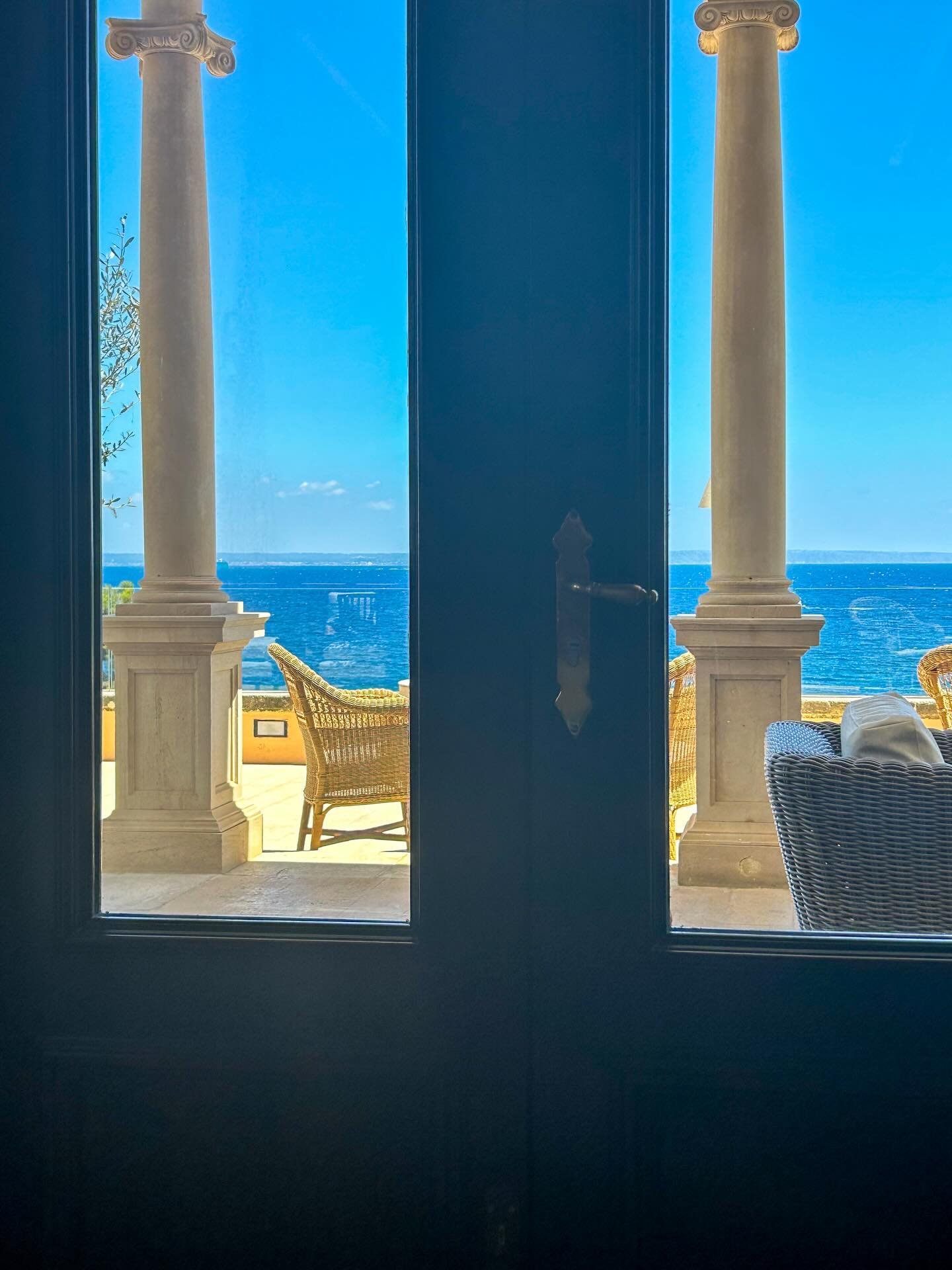 The more I resisted living up to my creative potential, the more invisible travel&rsquo;s most potent force had become.  Where traveling without my compass in Mallorca really took me.

Tessera 60: The Trip I Can&rsquo;t Remember is now live.  Read f