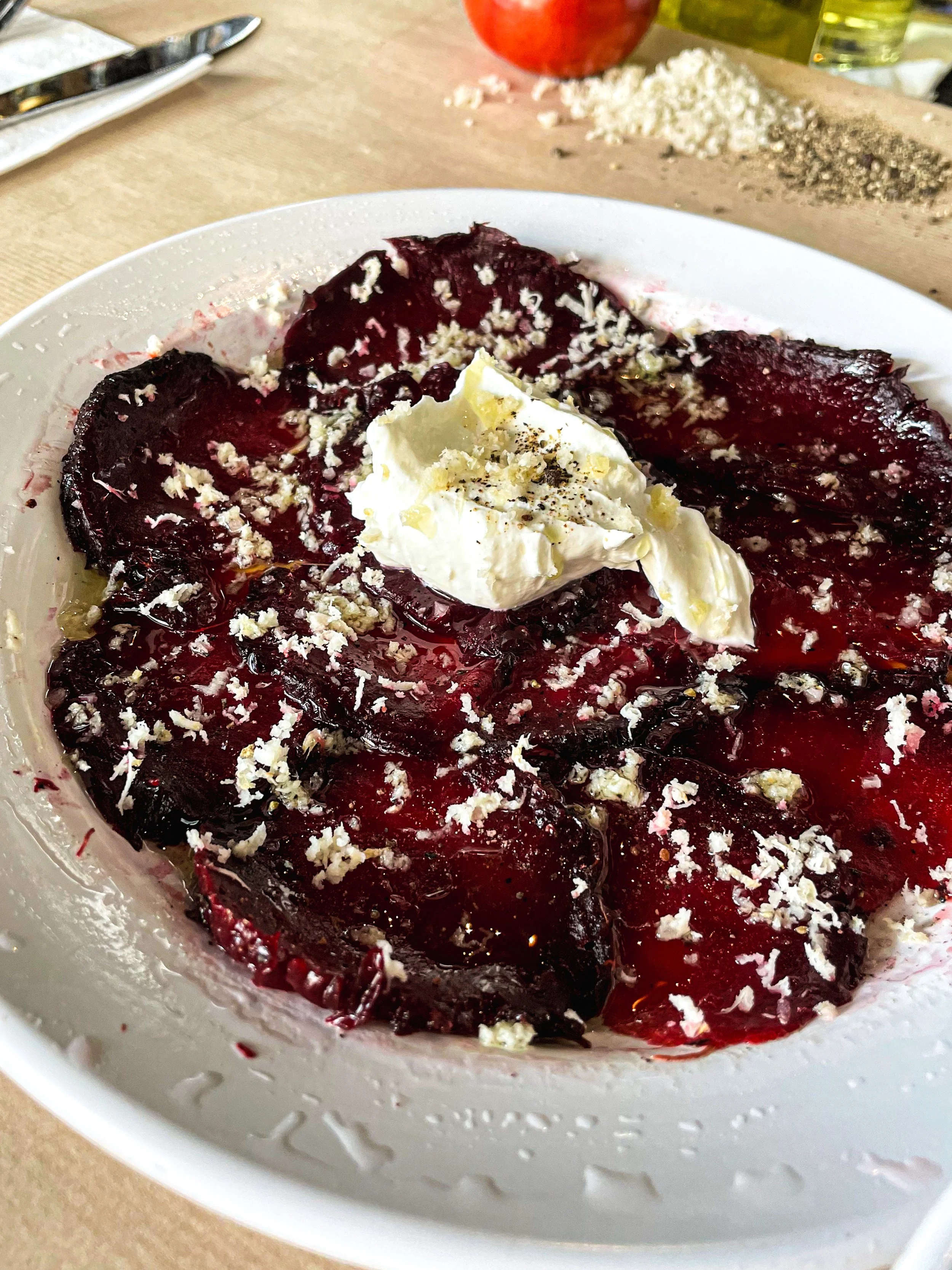 Beet Carpacio in Tel Aviv