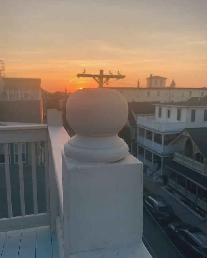 Sunset views from lounge 3 🌅 

#sunset #beachhotel #asburypark #beachsunset