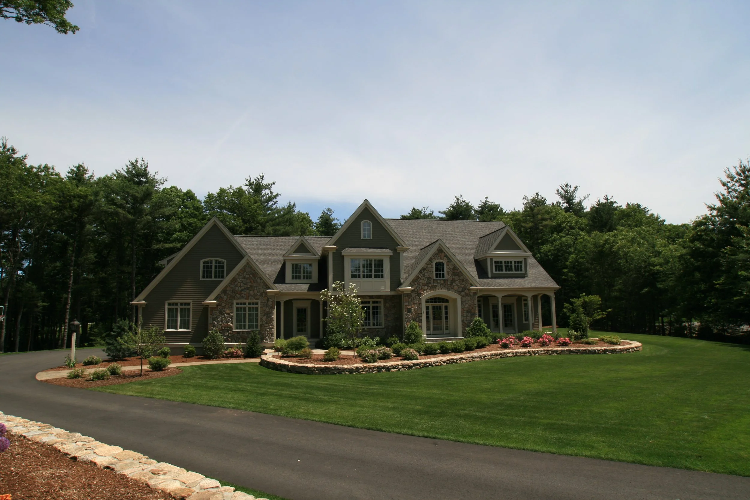 Modern commercial hardscaping with patio and walkways in Middlesex County, NJ