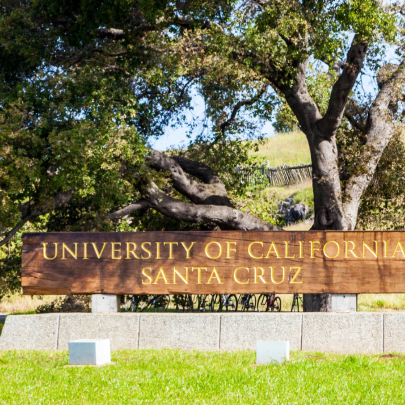 California schools compare January 6 protesters to Ku Klux Klansmen