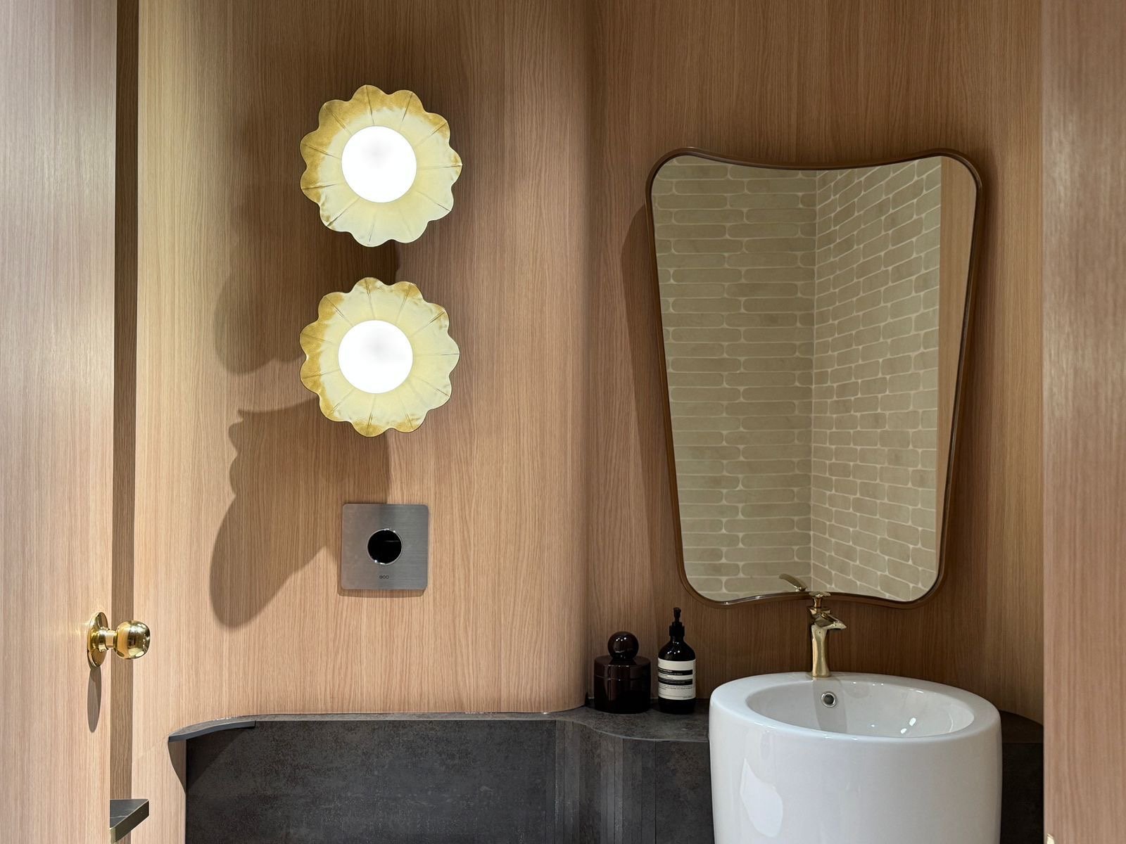 GenPrime IVF bathroom