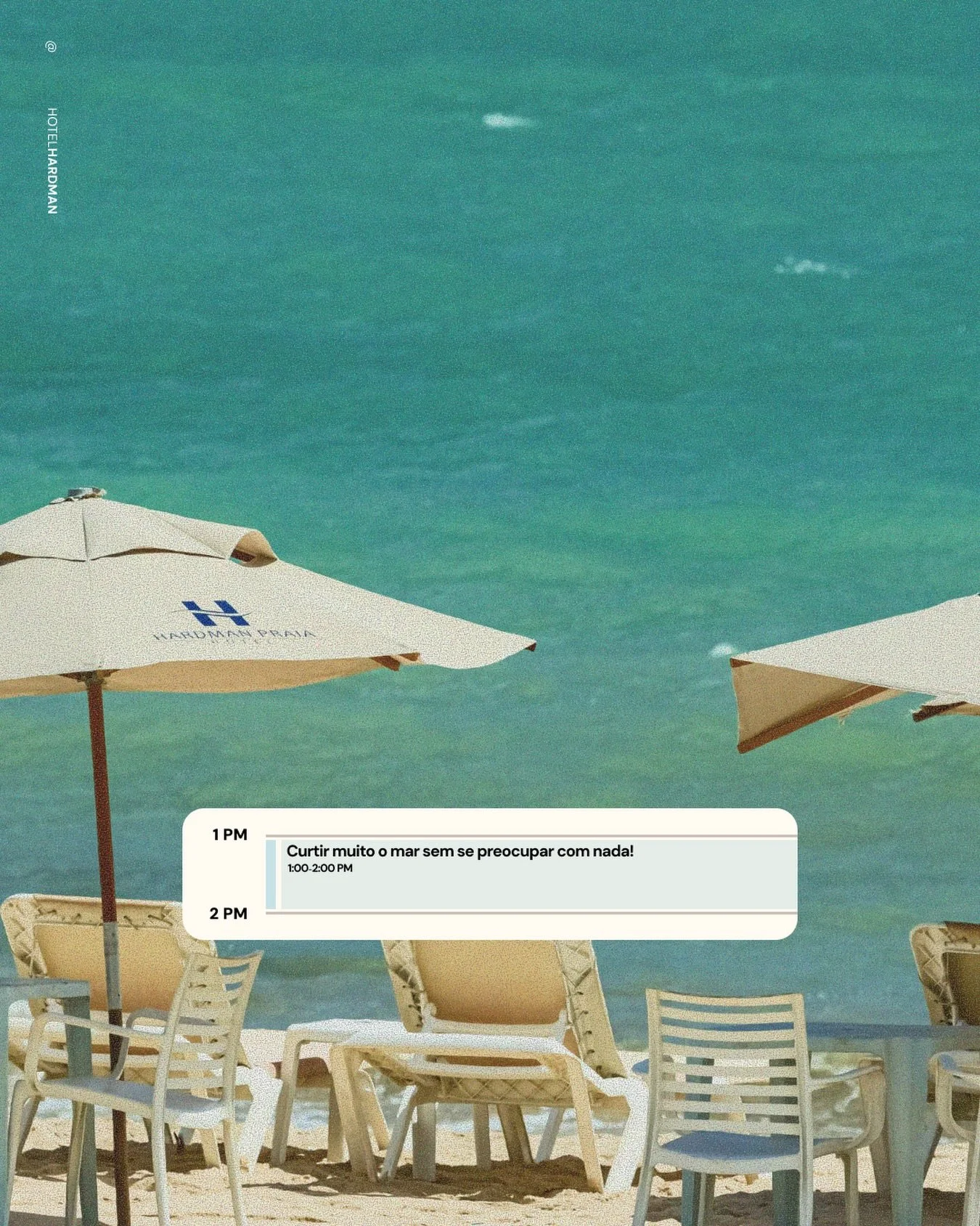 Se a sua semana anda cheia demais, talvez o que esteja faltando seja s&oacute; isso: parar, respirar e trocar o barulho da rotina pelo som do mar ☀️🌊

✨ Nosso servi&ccedil;o de praia fica a poucos passos do hotel e j&aacute; te espera com mesa, cade