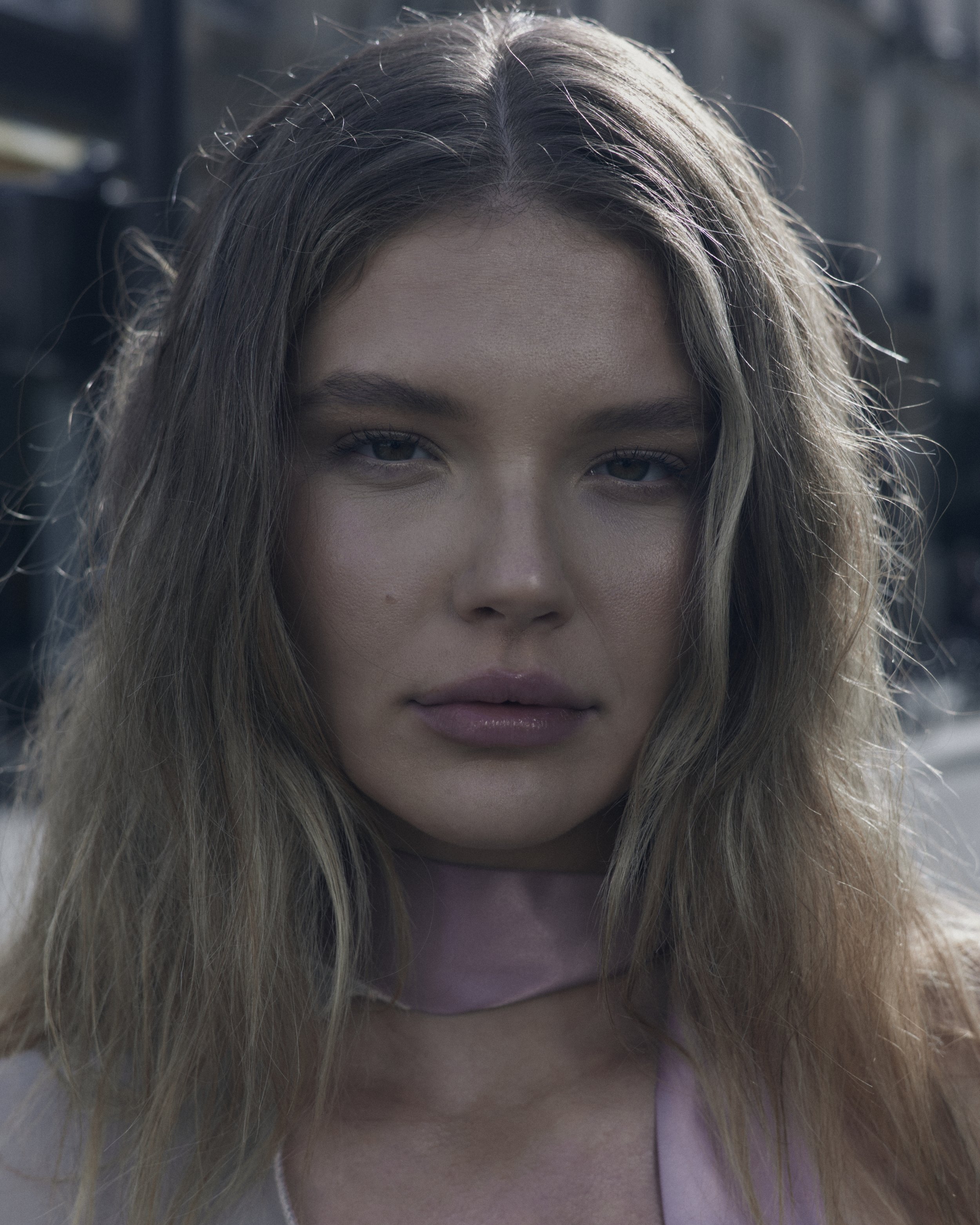 CarlNiklas_EllieThumann_SchönMag_57.jpg