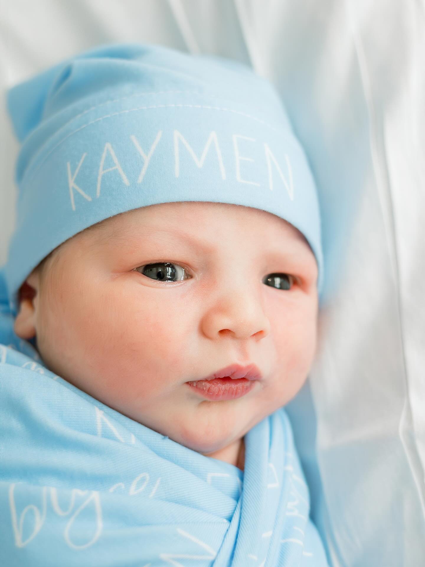 Welcome to world little fella! 🩵 So happy I was invited to document this sweet guy&rsquo;s fresh 48!