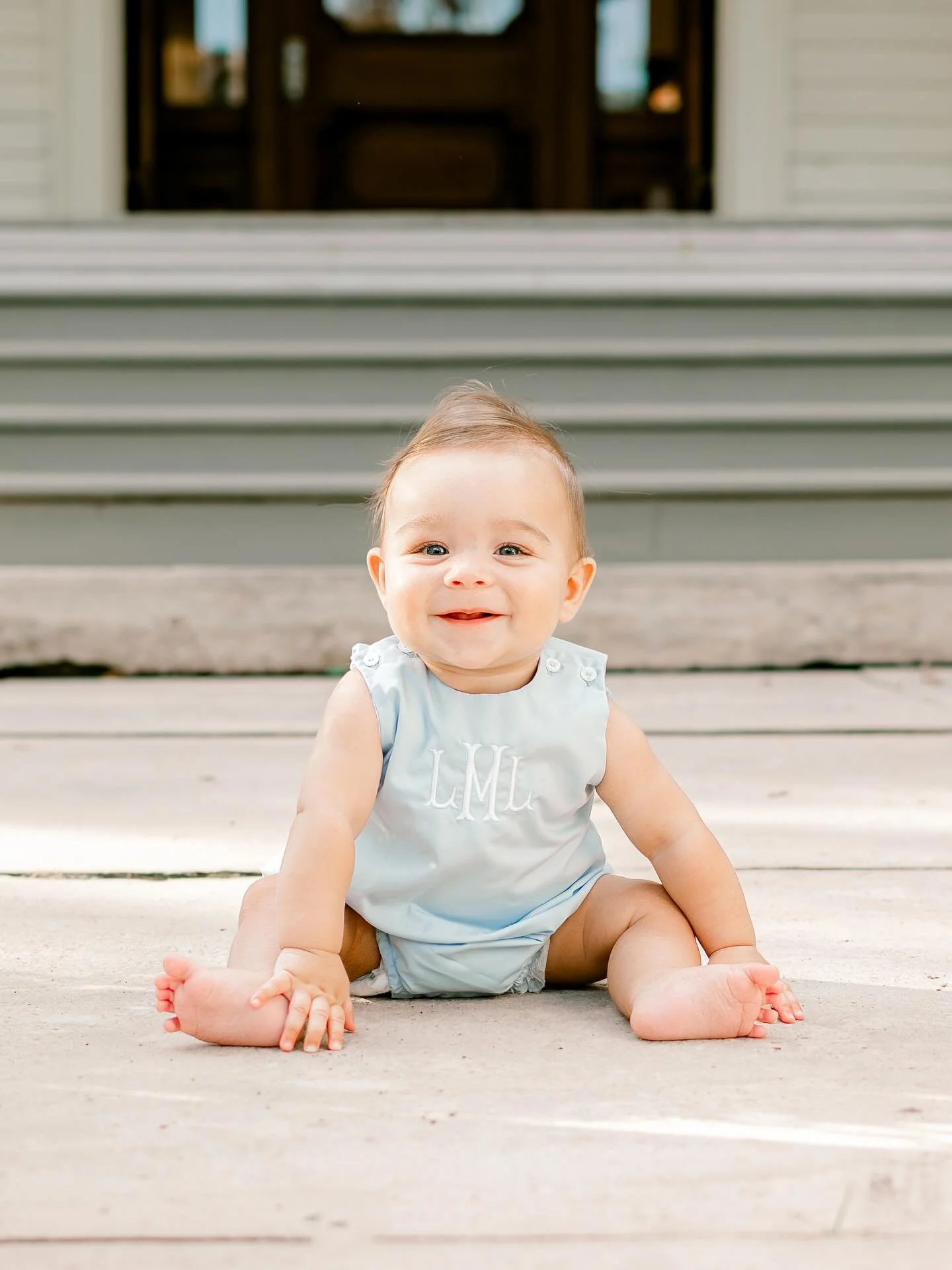 Luca was all smiles for his 6 month session! 🩵😍
