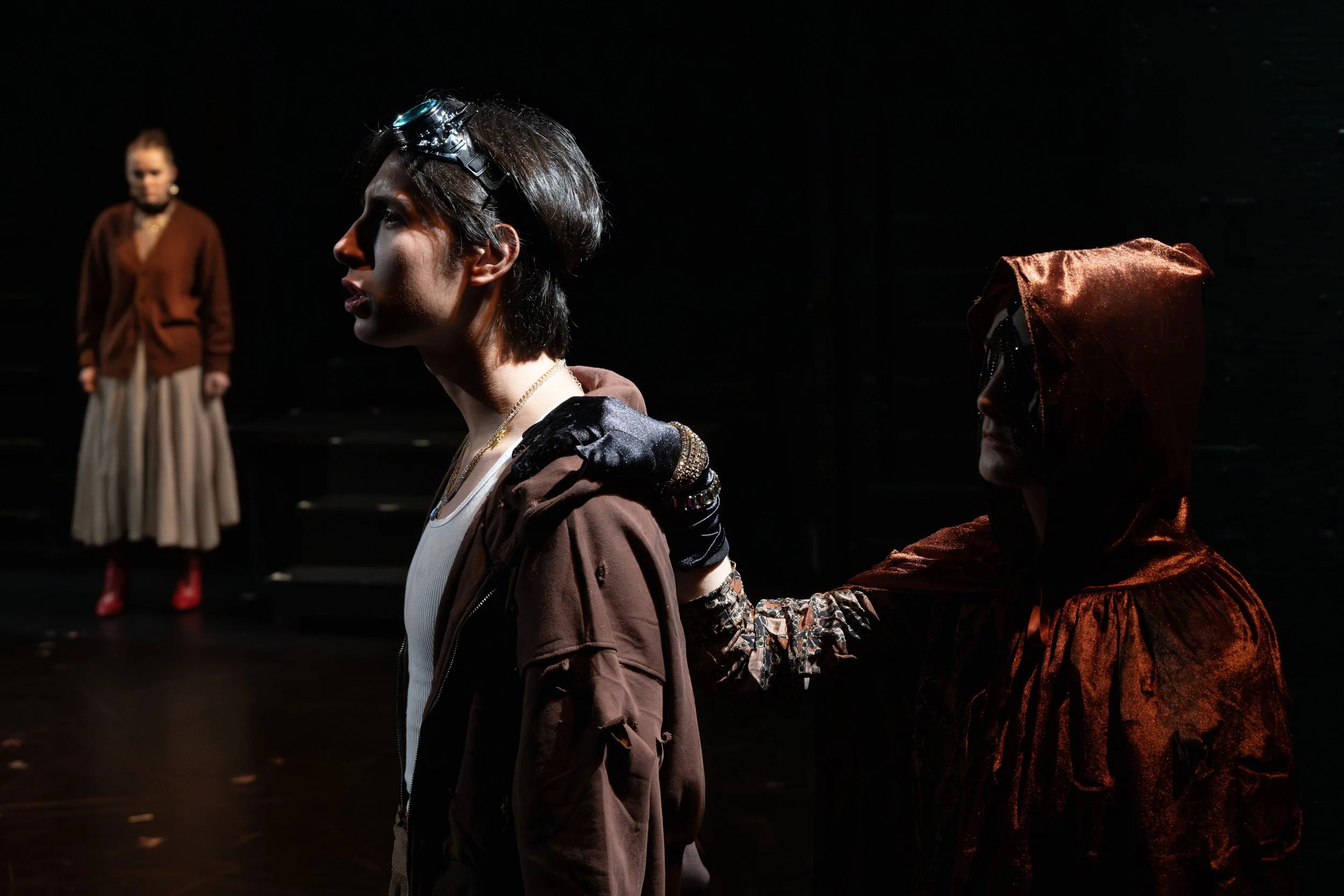 Antigone(NR)367 copy.jpg