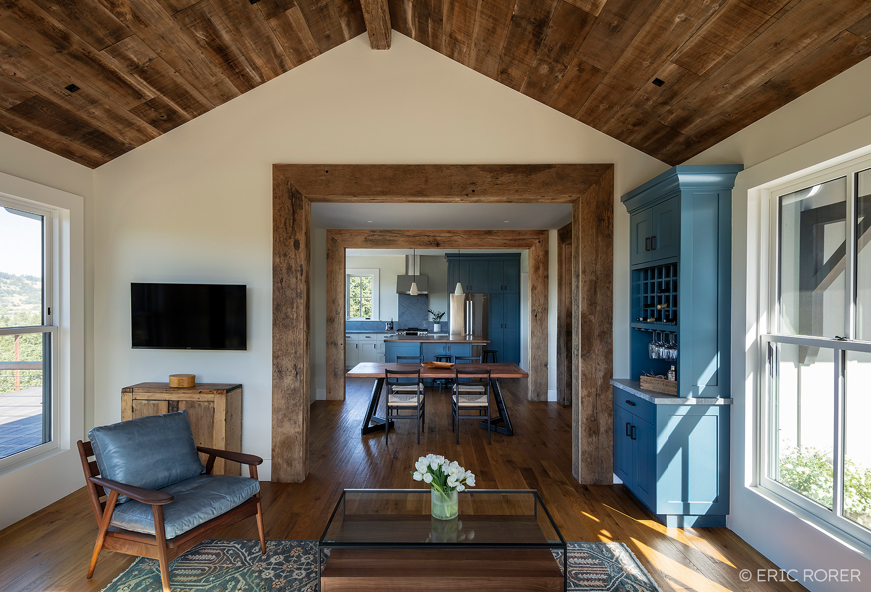 LIVING.GREATROOM.PROJECT.LuckyDog.edit011.png