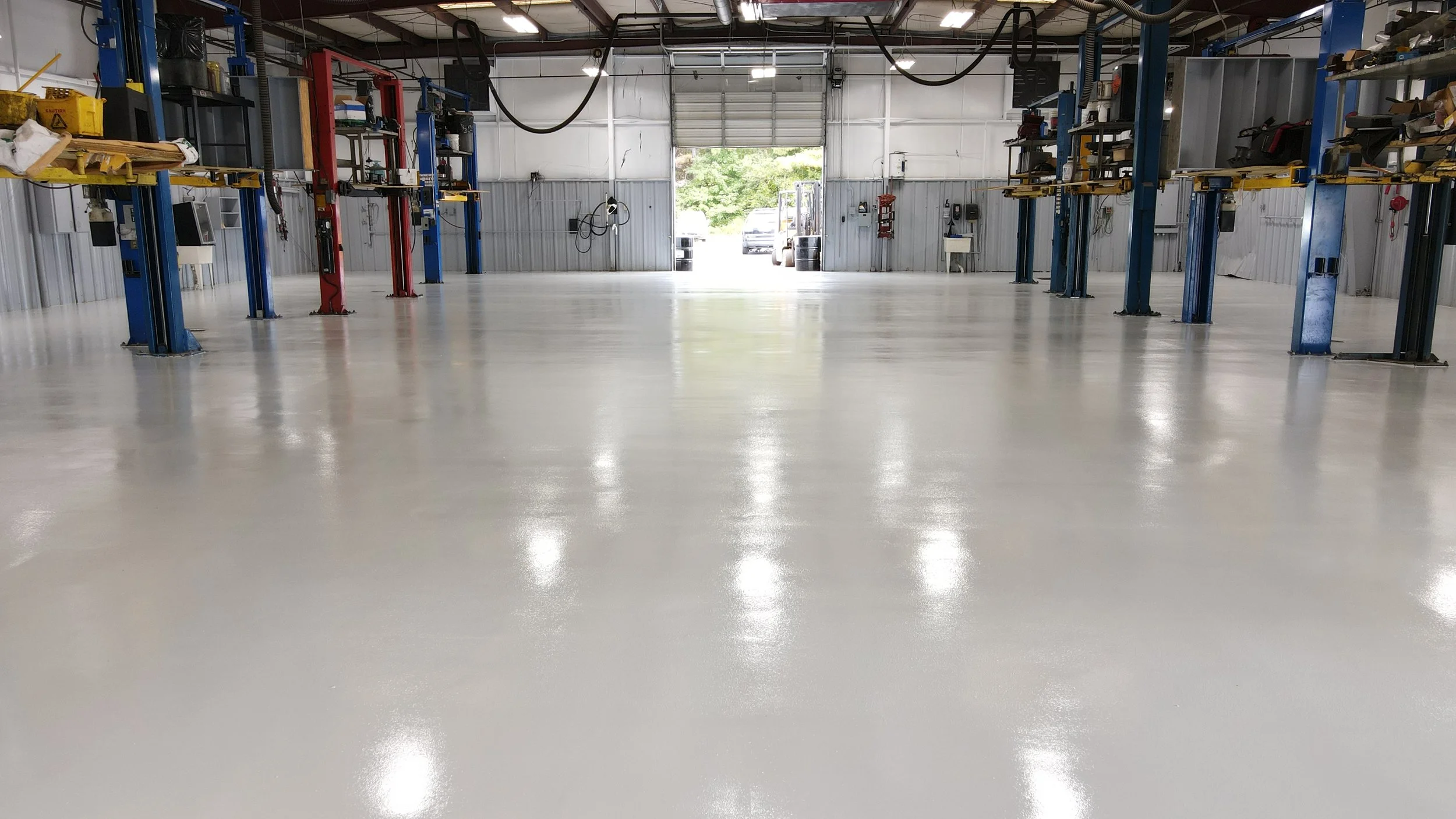 Epoxy.Flooring.Automotive.1 Colby Hardison.JPG