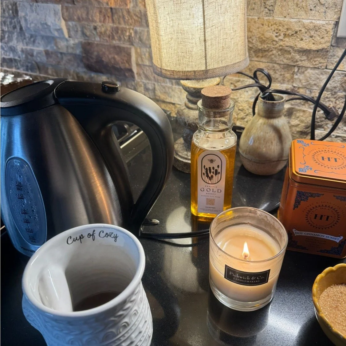 The Prairie Gold Honey customer who shared this photo is ready for the snow storm!  Are you ready?  10% Discount Today Only on online orders: Use code: SNOW www.prairiegoldhoney.com🐝🍯❄ 

 #localhoney #tealovers #staywarm #buylocal