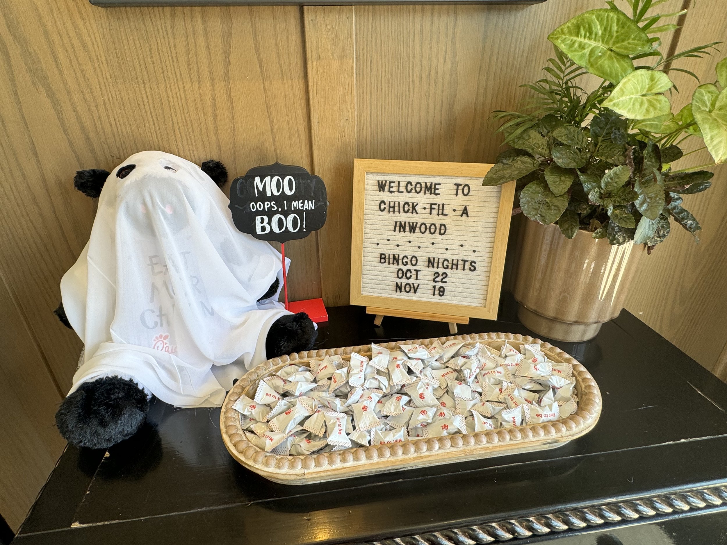 Halloween Foyer 2024