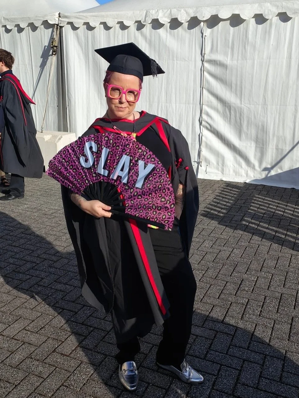 Graduation 2025 - completed it (without falling over too!) and what a lovely day it was! It was so lovely to celebrate with family and classmates and I am so pleased that my bestie @sarahsinstalife came to celebrate her achievement (iykyk)
Now looki